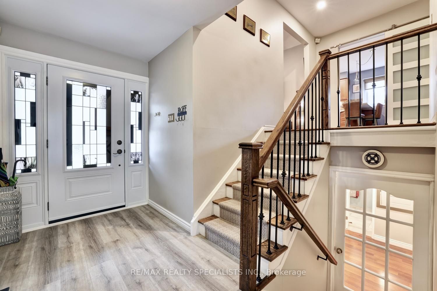 293 Louis Drive, Mississauga, ON L5B 1Z2 photo 4