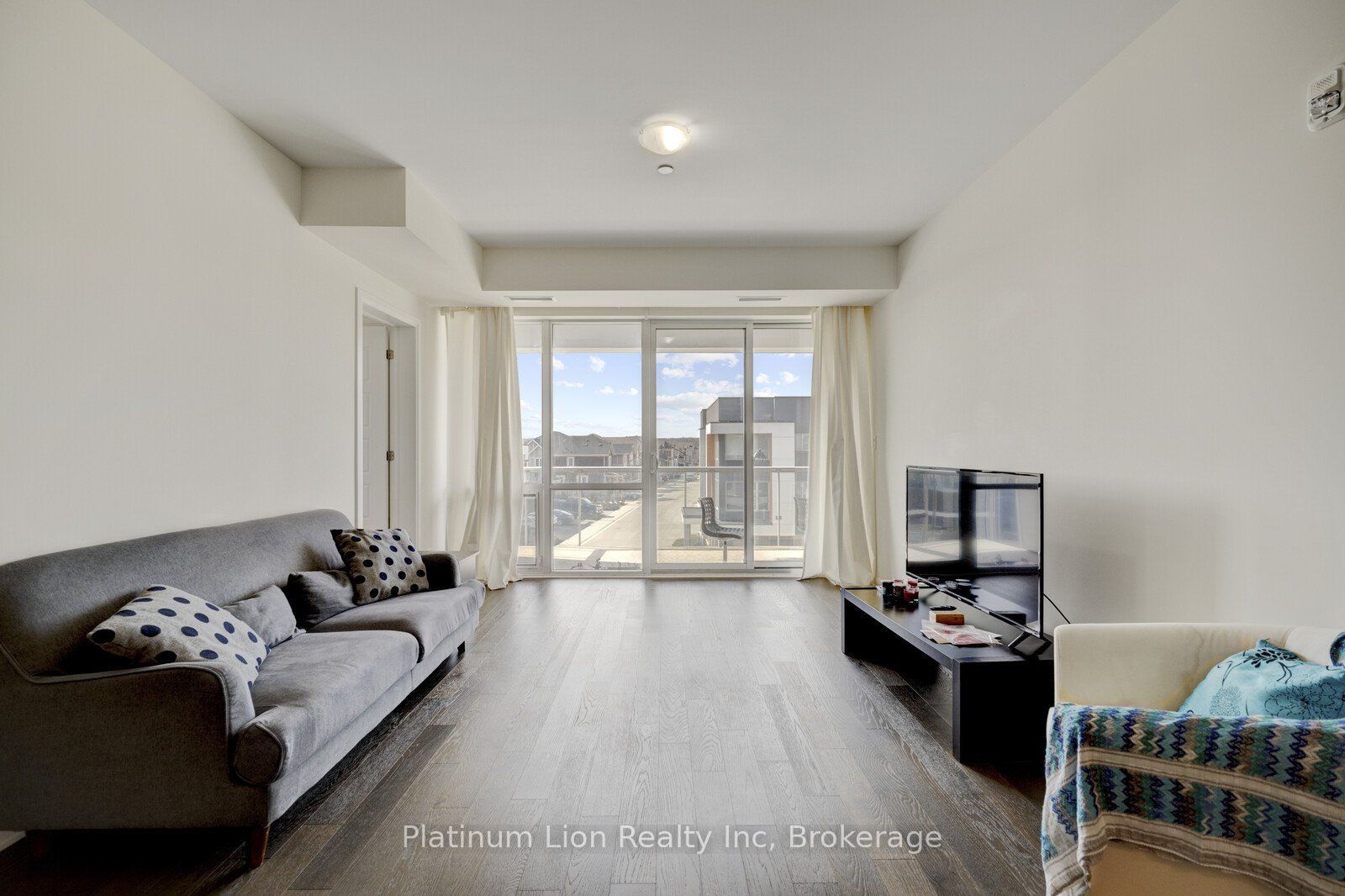 3028 Creekshore Common 315, Oakville, ON L6M 5K6 photo 5