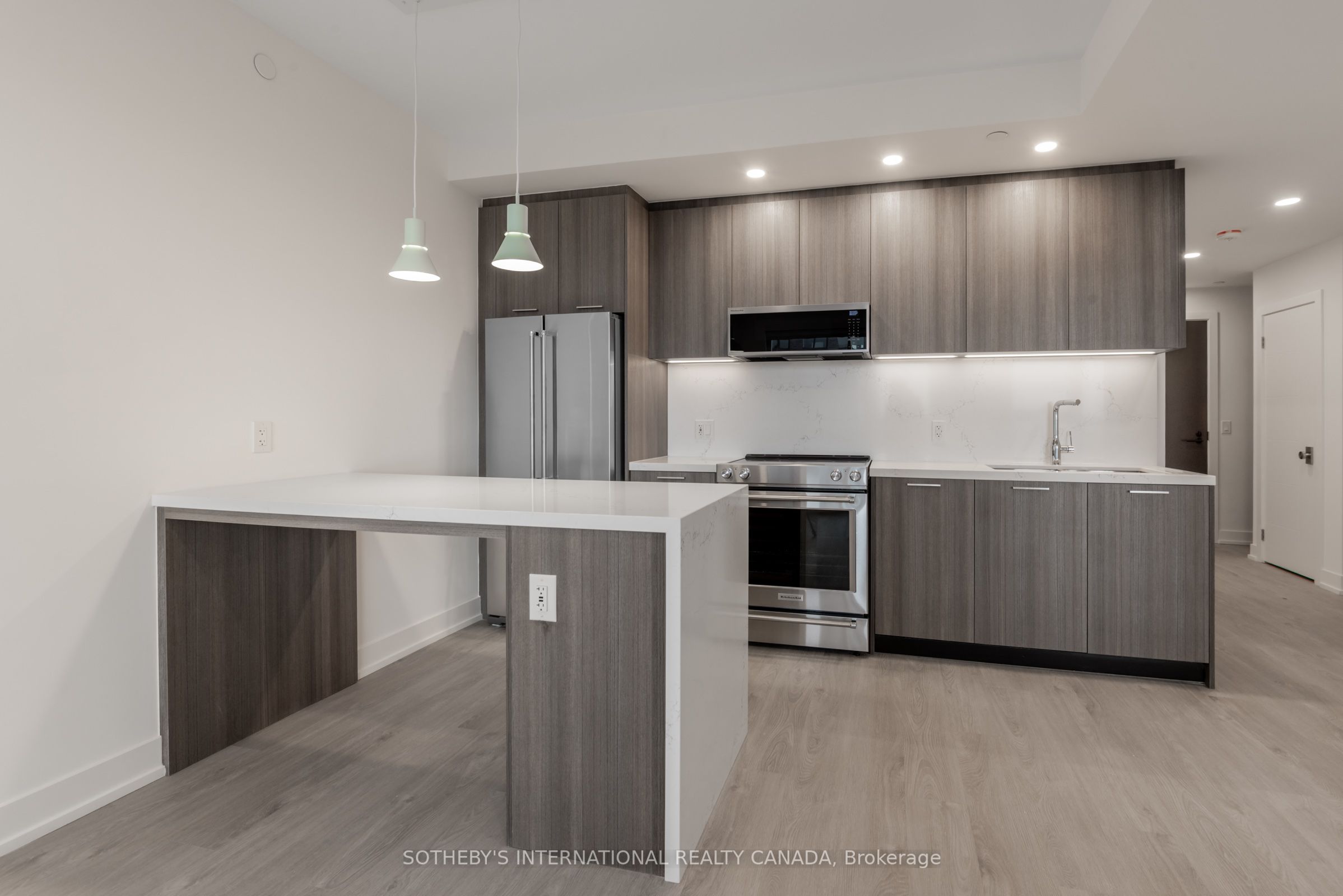 31 York Garden Way 1003, Toronto, ON M6A 2V1 photo 3