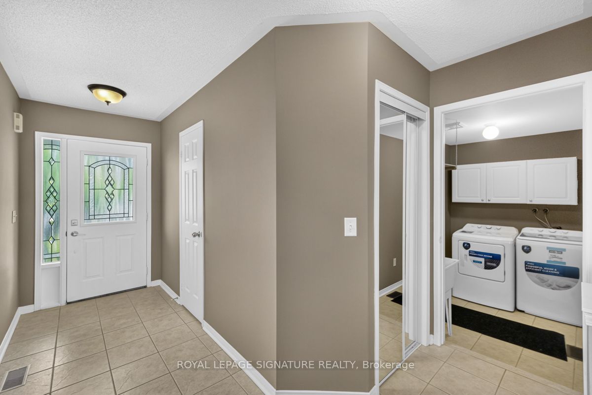 19 Mossgrove Crescent, Brampton, ON L7A 3E6 photo 5