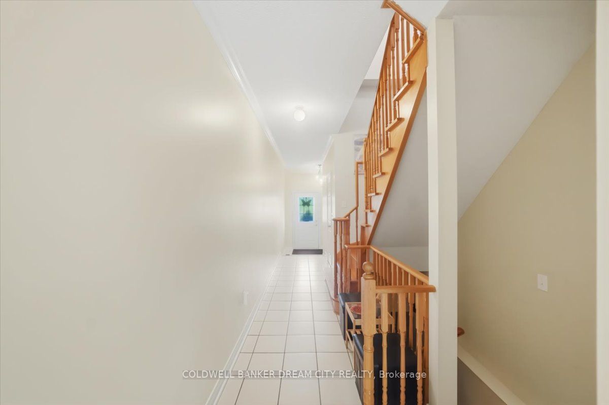 9738 Mclaughlin Road, Brampton, ON L6X 0T8 photo 3
