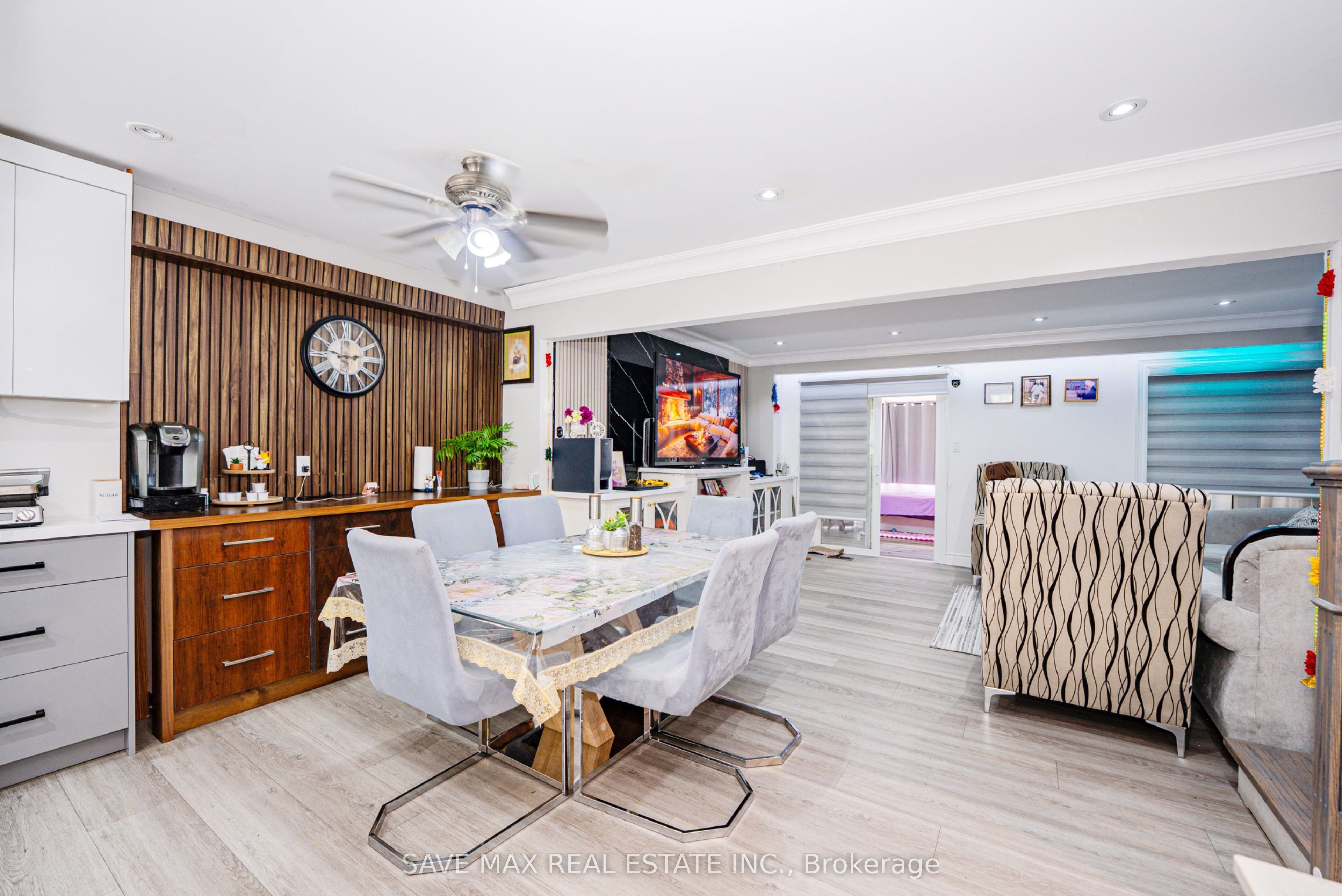 22 Foxacre Row, Brampton, ON L6V 3P5 photo 3
