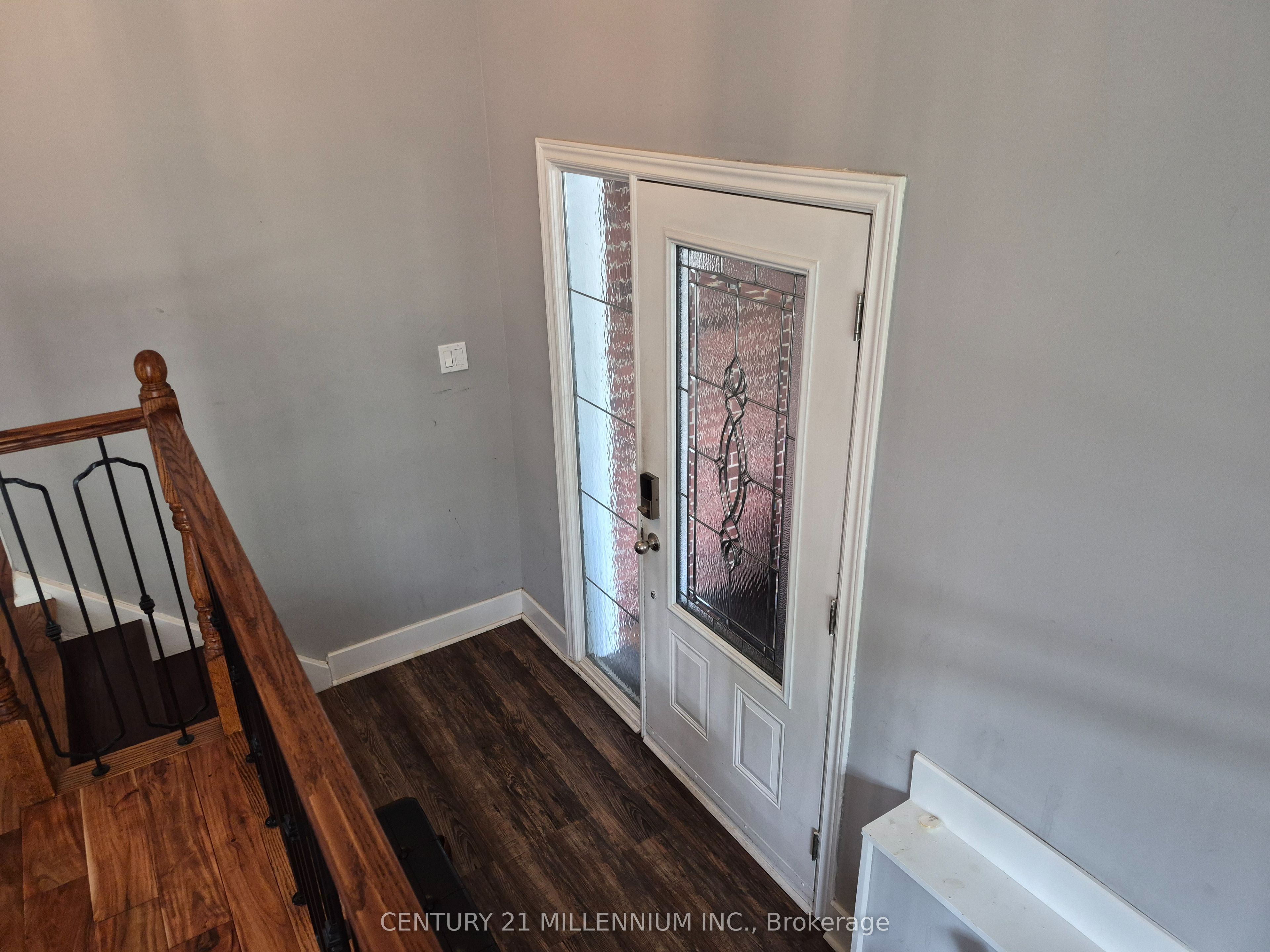 40 Meadowland Drive, Brampton, ON L6W 2R4 photo 5
