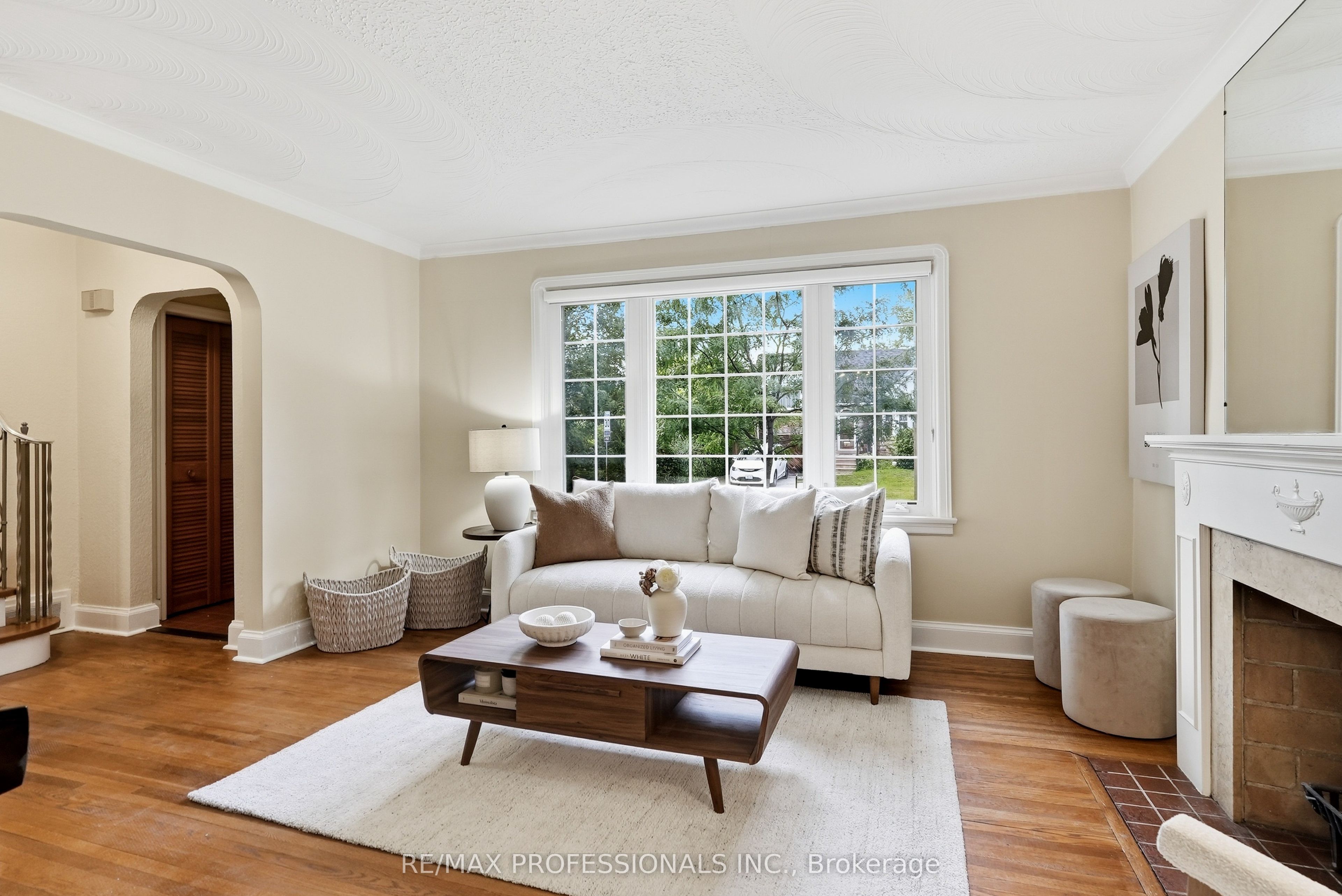 1 Bernice Avenue, Toronto, ON M8Y 1Z5 photo 5