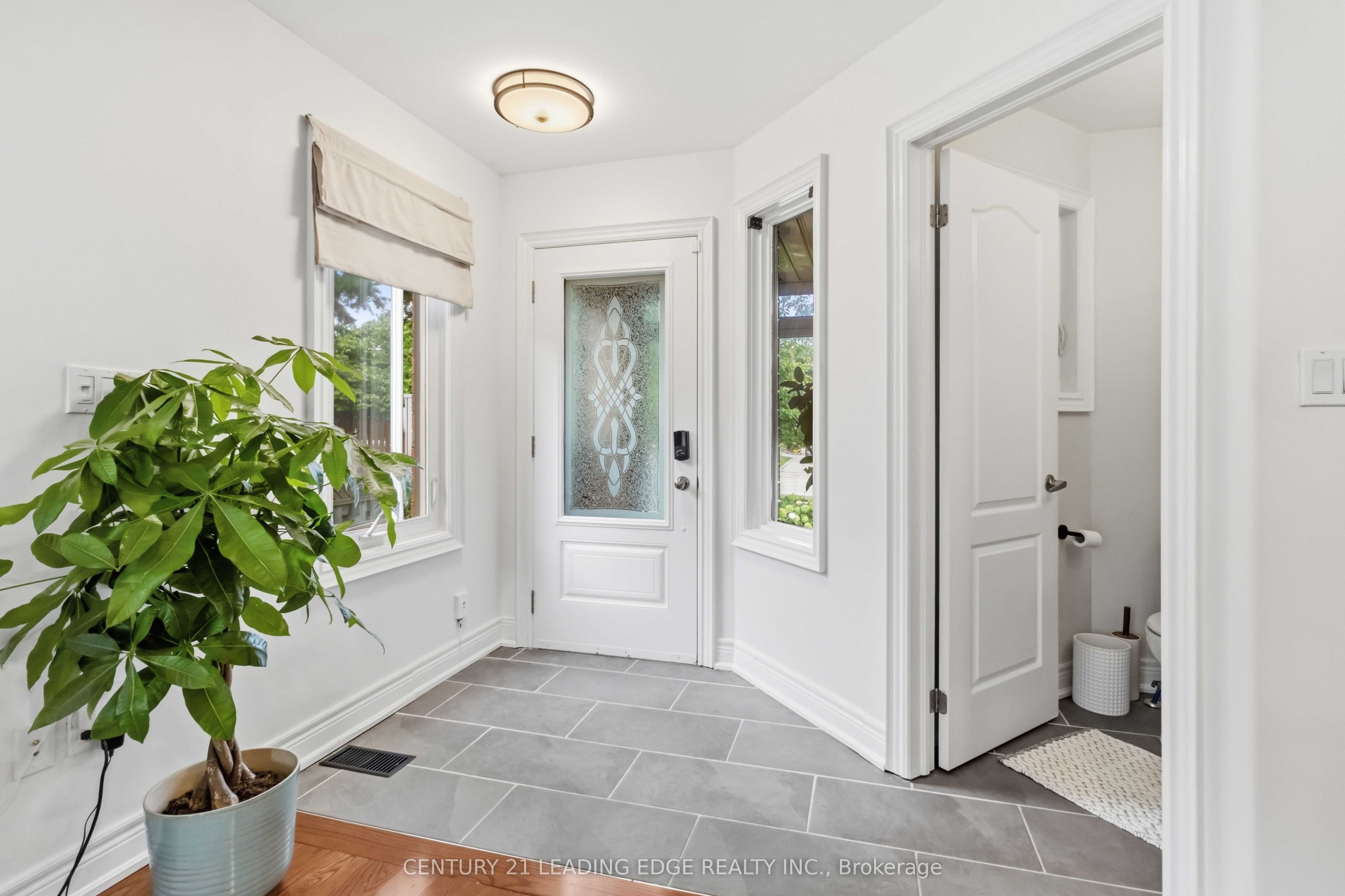 6 Birchcliffe Drive, Brampton, ON L6Z 4T3 photo 4