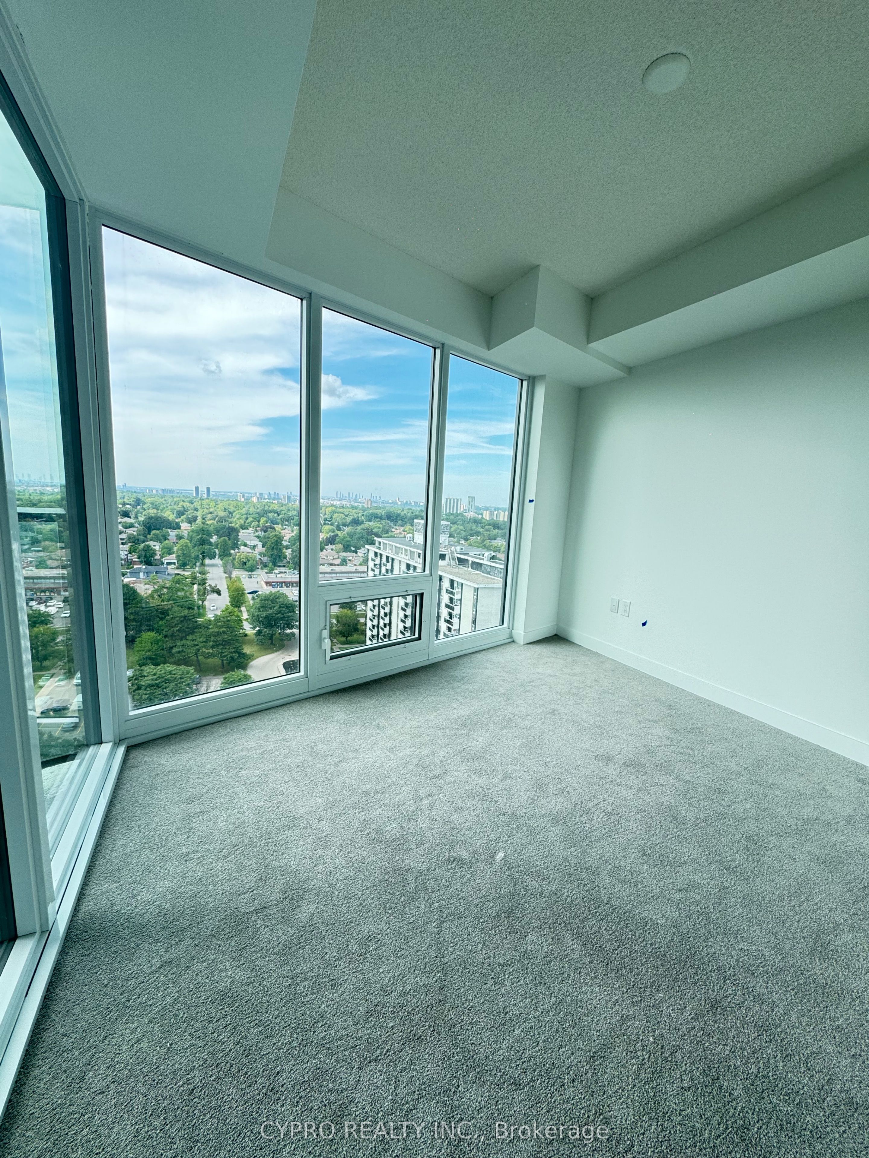 4010 Eglinton Avenue 1503, Toronto, ON M9A 0G5 photo 5