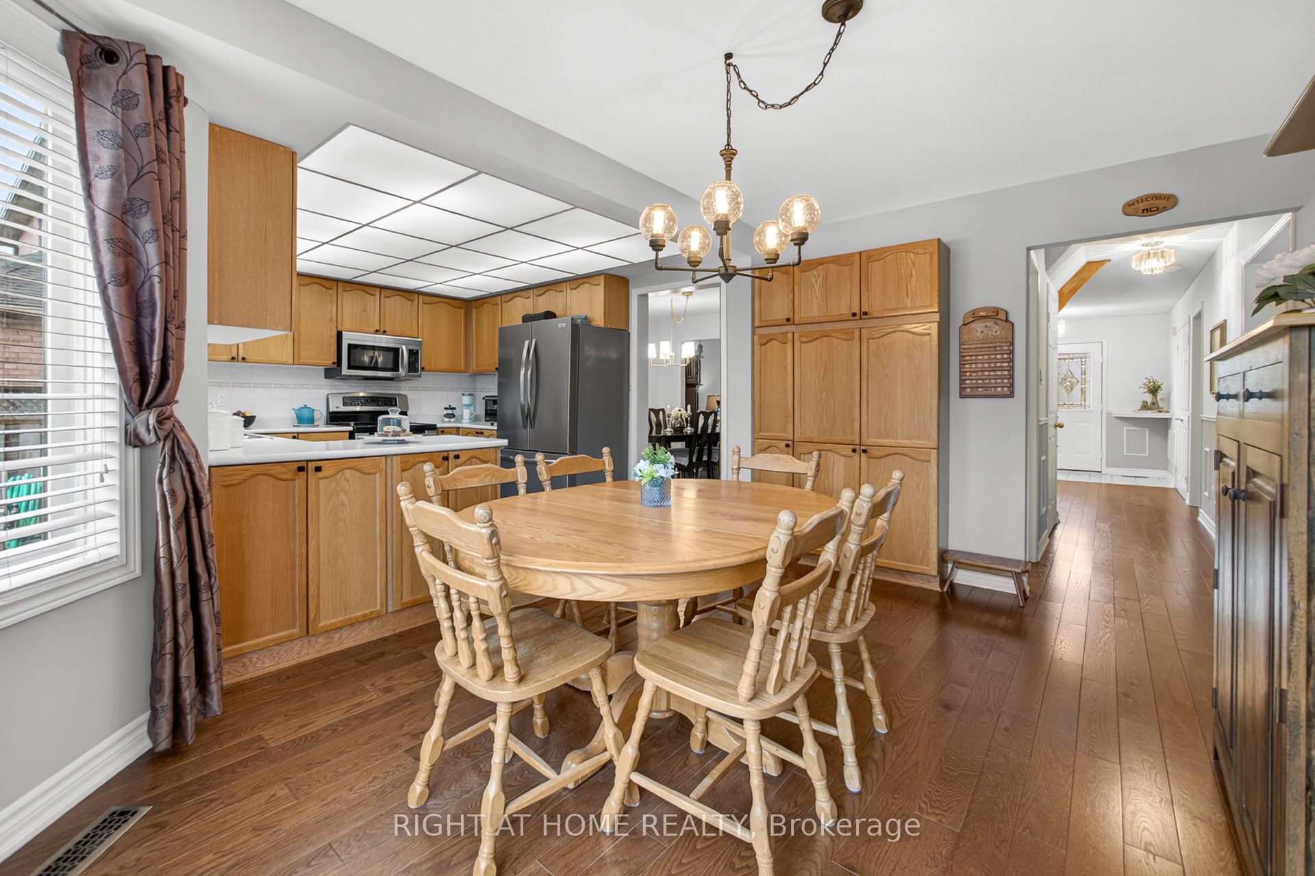 17 Eaton Street, Halton Hills, ON L7G 5L4 photo 5