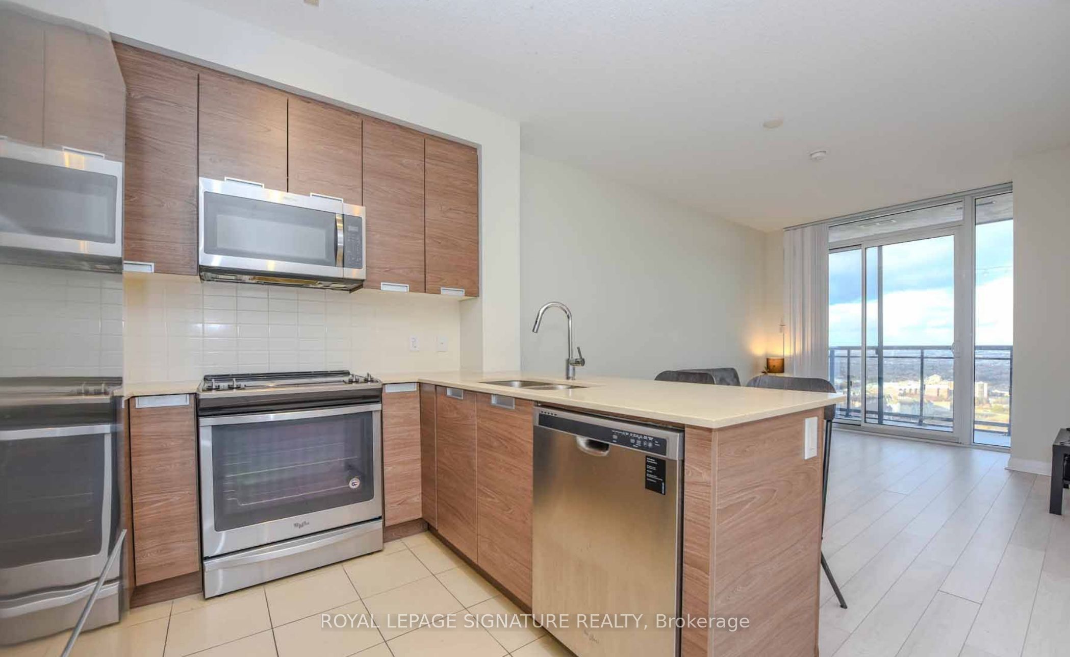 5025 Four Springs Avenue 2003, Mississauga, ON L5R 0G5 photo 5