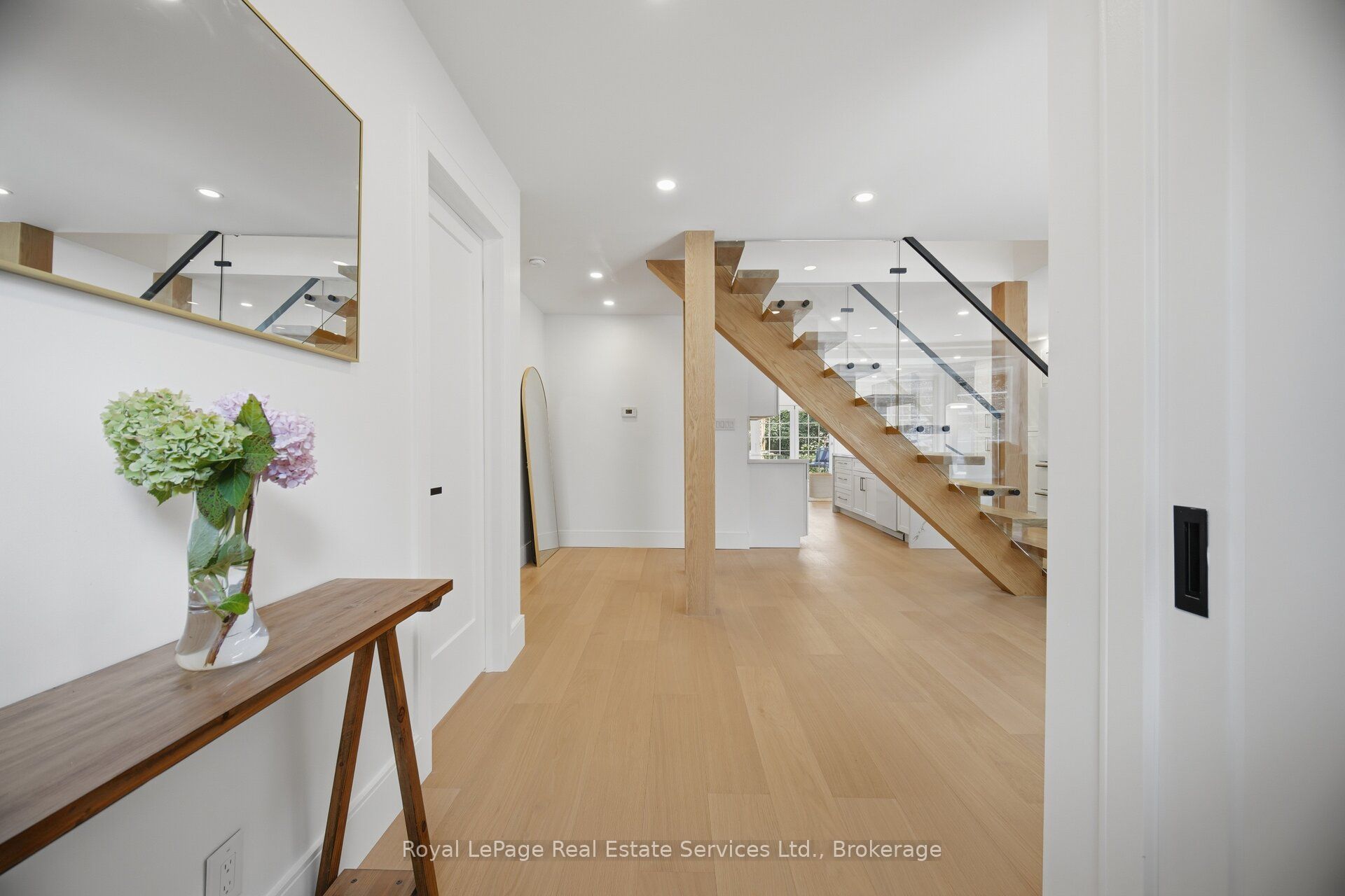 947 Glenwood Avenue, Burlington, ON L7T 2K1 photo 5
