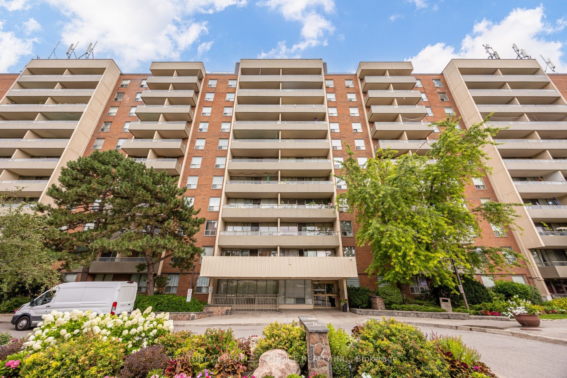 1 Four Winds Drive 207, Toronto, ON M3J 2T1 photo 2