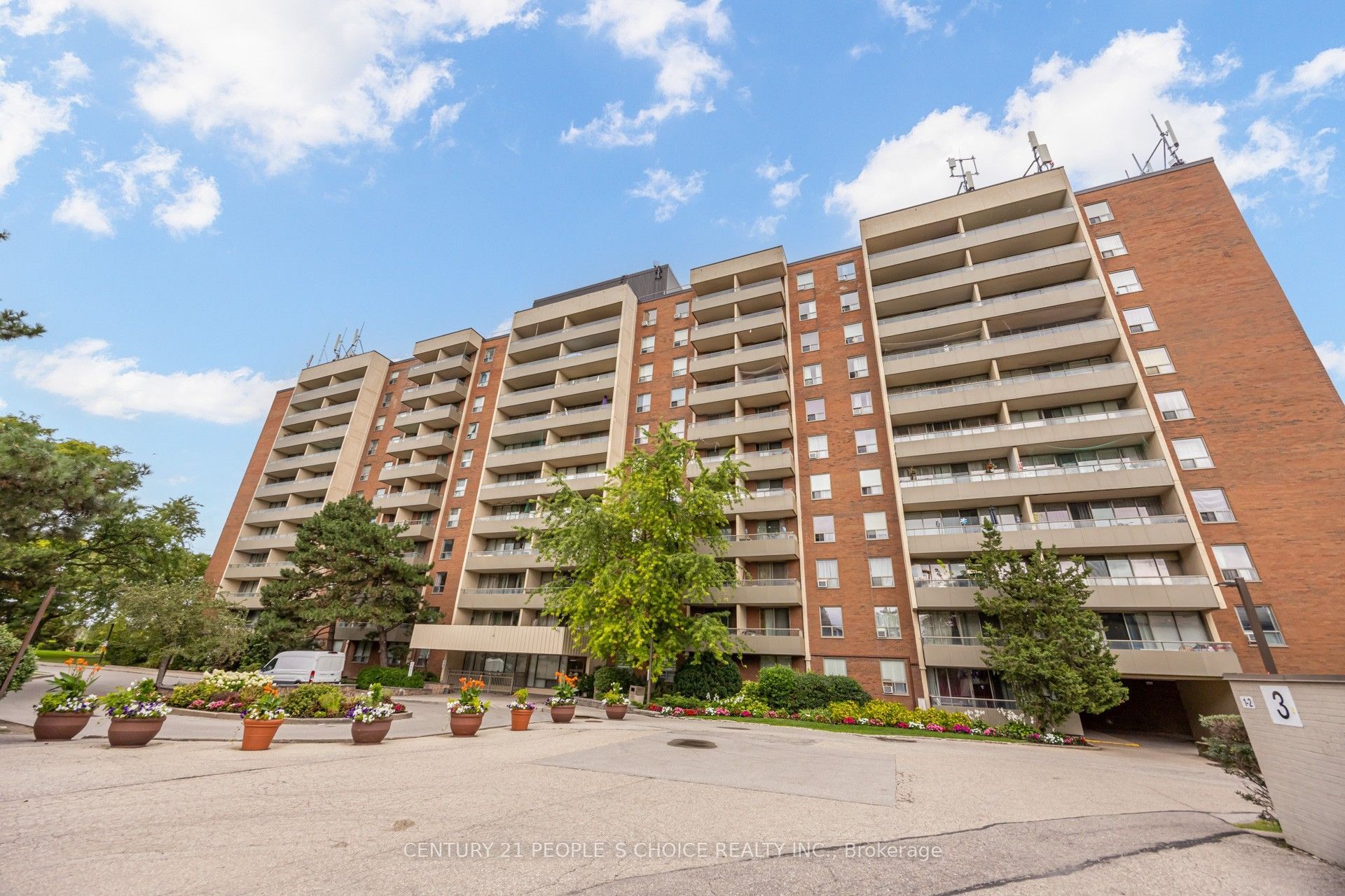 1 Four Winds Drive 207, Toronto, ON M3J 2T1 photo 3