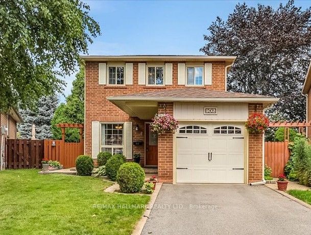 102 Trewartha Crescent, Brampton, ON L6Z 1X4