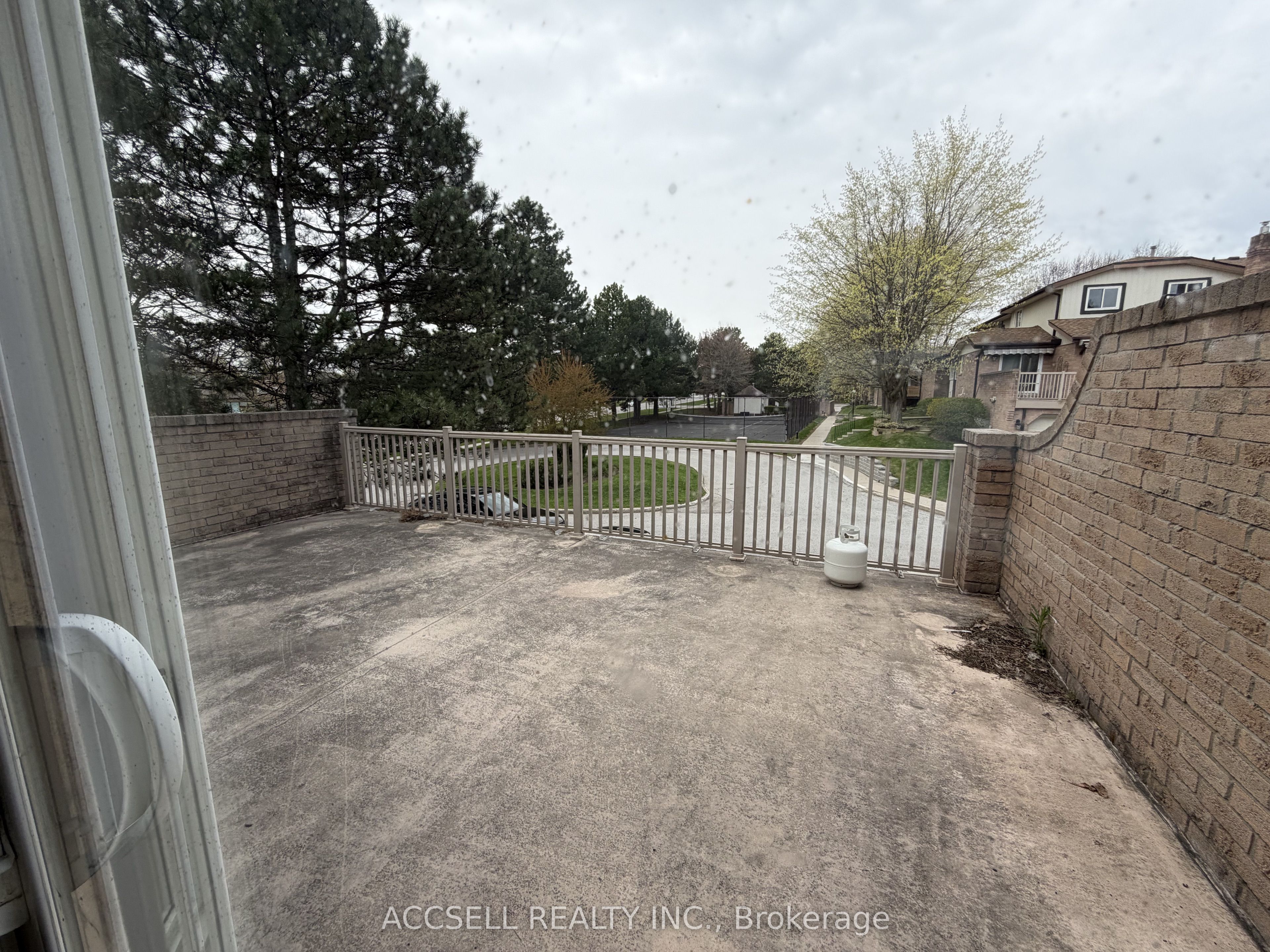 1510 Upper Middle Road 4, Burlington, ON L7P 4M5 photo 3