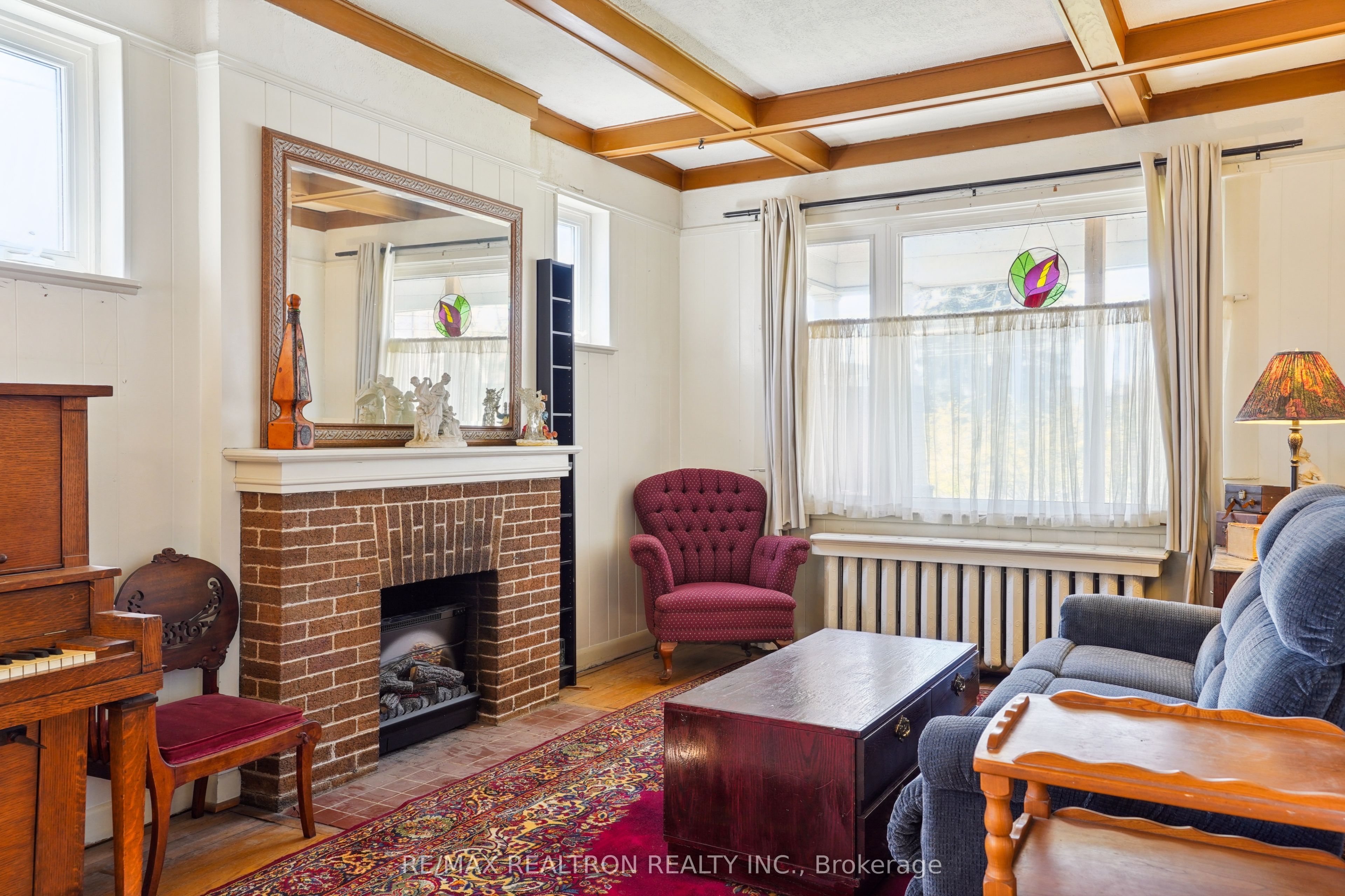 2585 Lake Shore Boulevard W Main Level 2 Bedroom, Toronto, ON M8V 1G3 photo 3