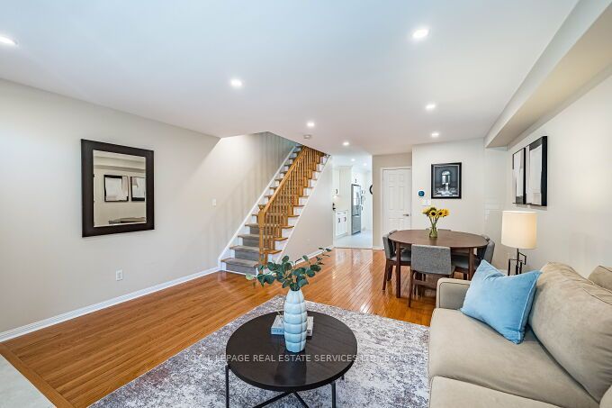 454 St Johns Road, Toronto, ON M6S 2L2 photo 3
