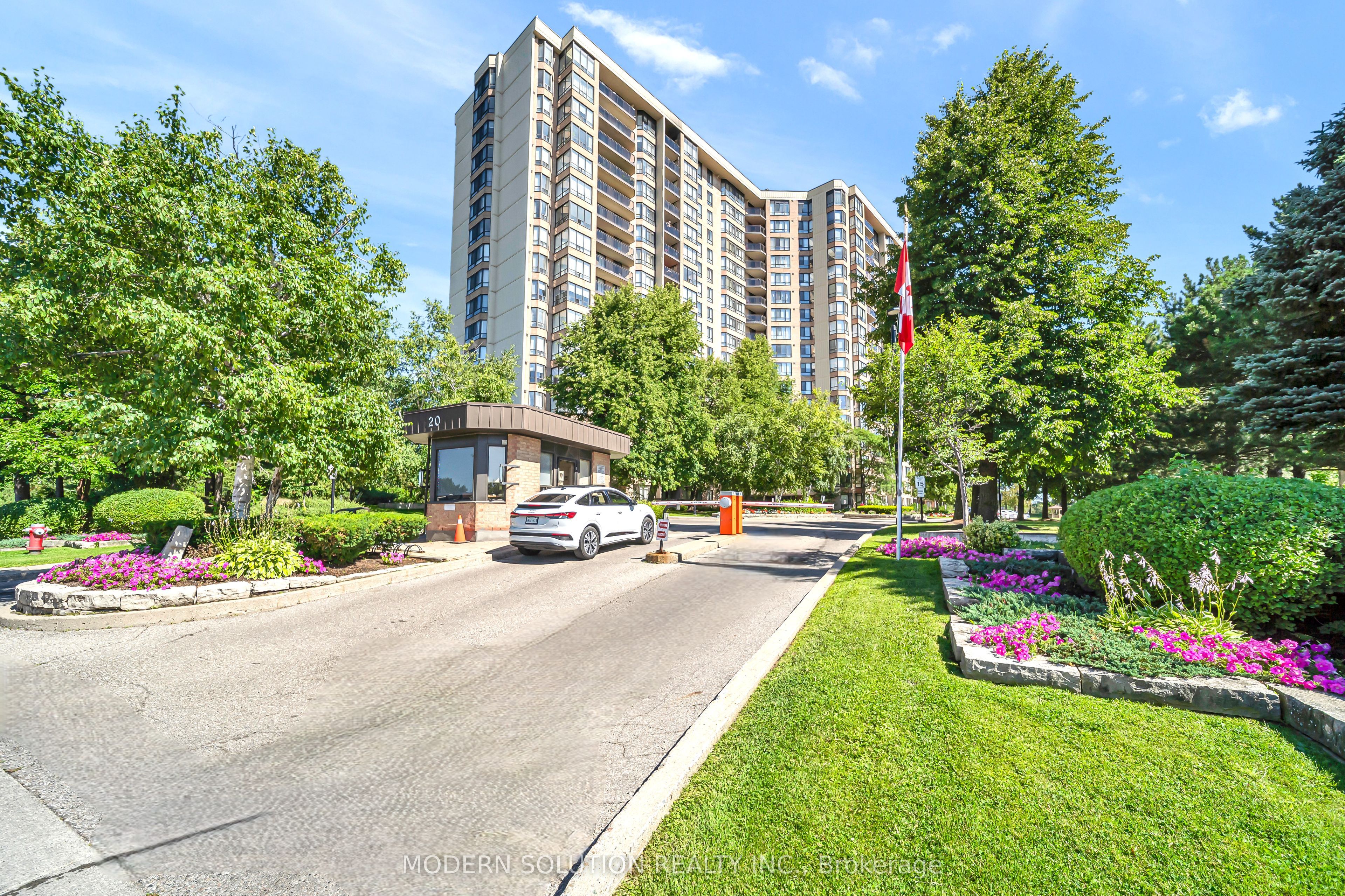 20 Cherrytree Drive 501, Brampton, ON L6Y 3V1 photo 5