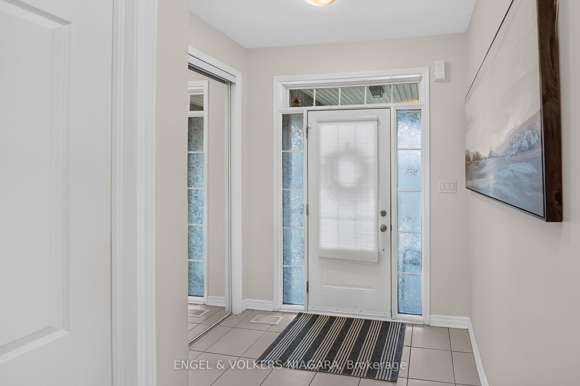 1221 Rose Way S, Milton, ON L9E 1L9 photo 5
