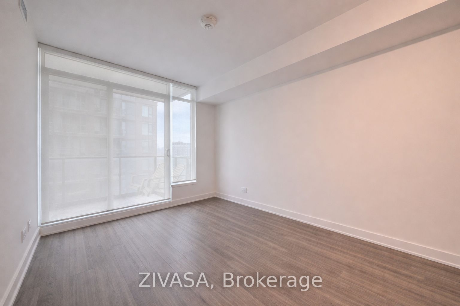 1926 Lakeshore Boulevard W 3911, Toronto, ON M6S 1A1 photo 4