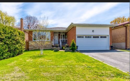 12 Bowshelm Court, Mississauga, ON L5N 1K1