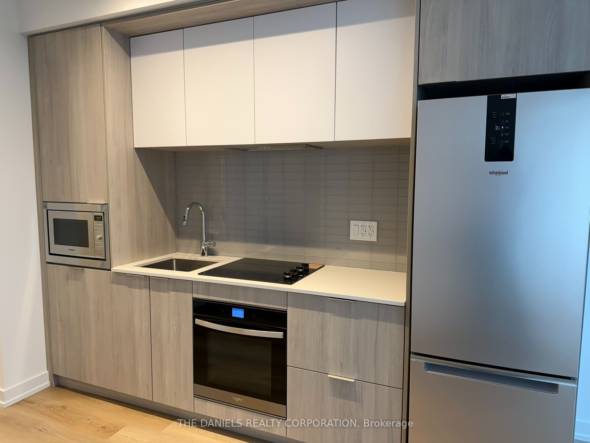 395 Square One Drive 4512, Mississauga, ON L5B 0P6 photo 5