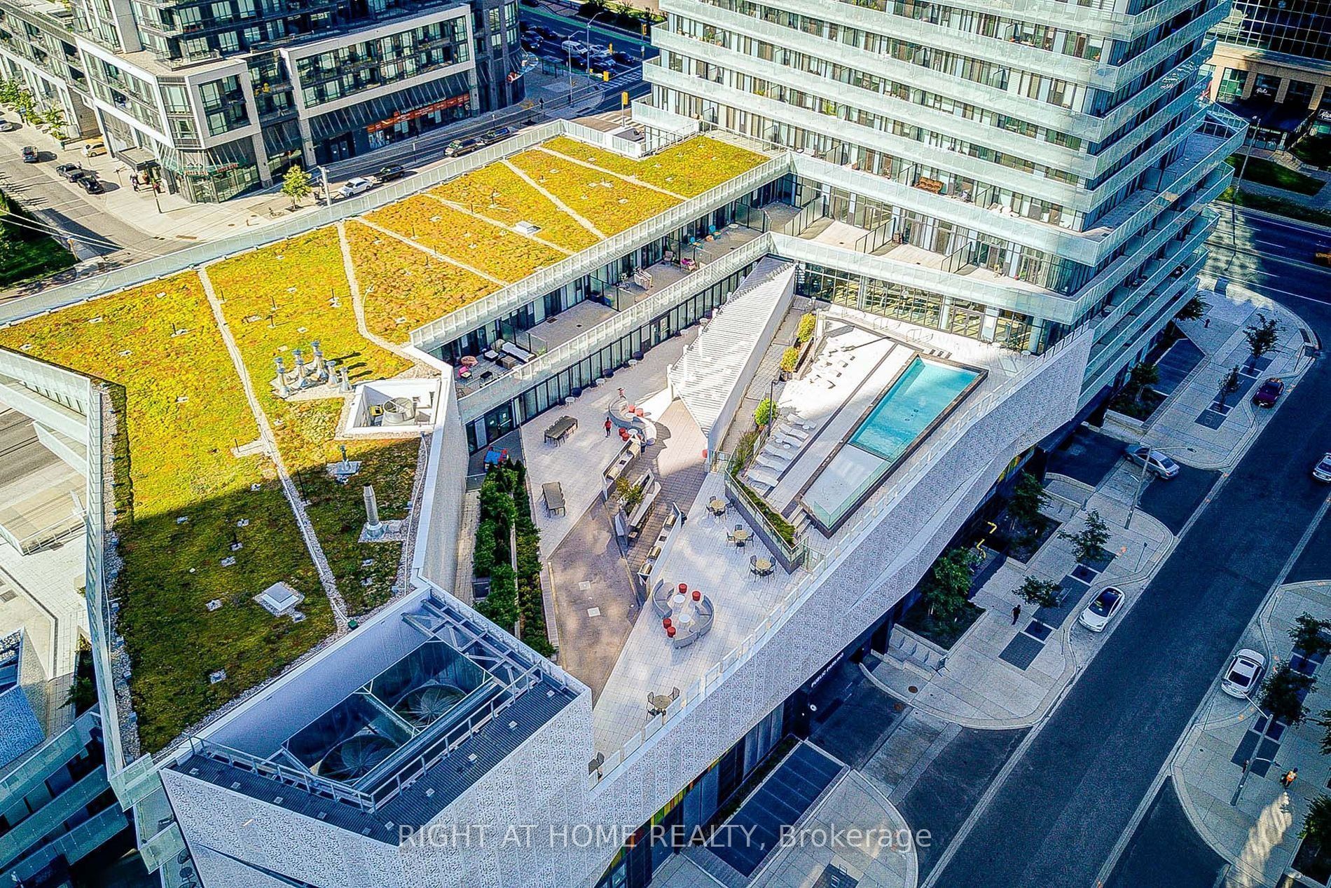 3900 Confederation Parkway 6001, Mississauga, ON L5B 0M3 photo 3