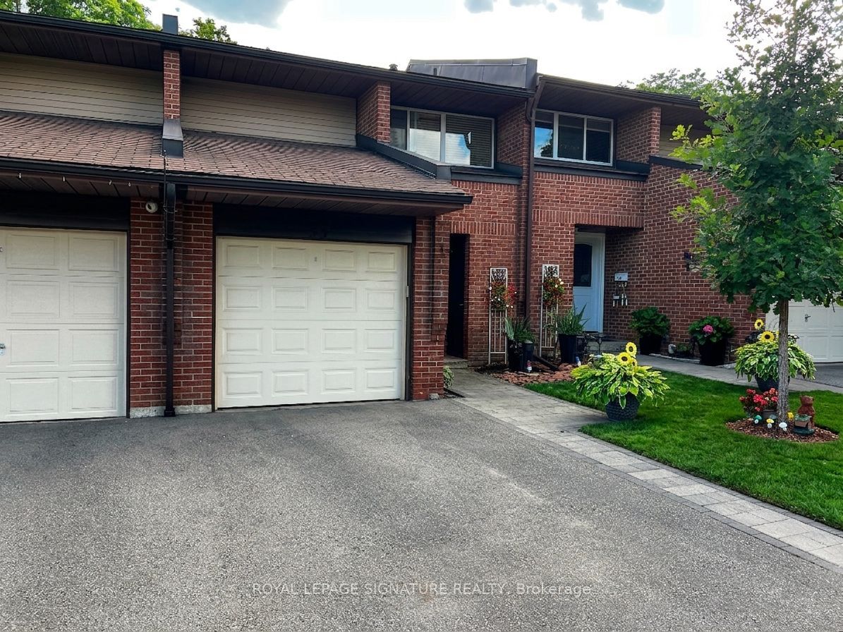 2301 Derry Road W 33, Mississauga, ON L5N 2R4 photo 3