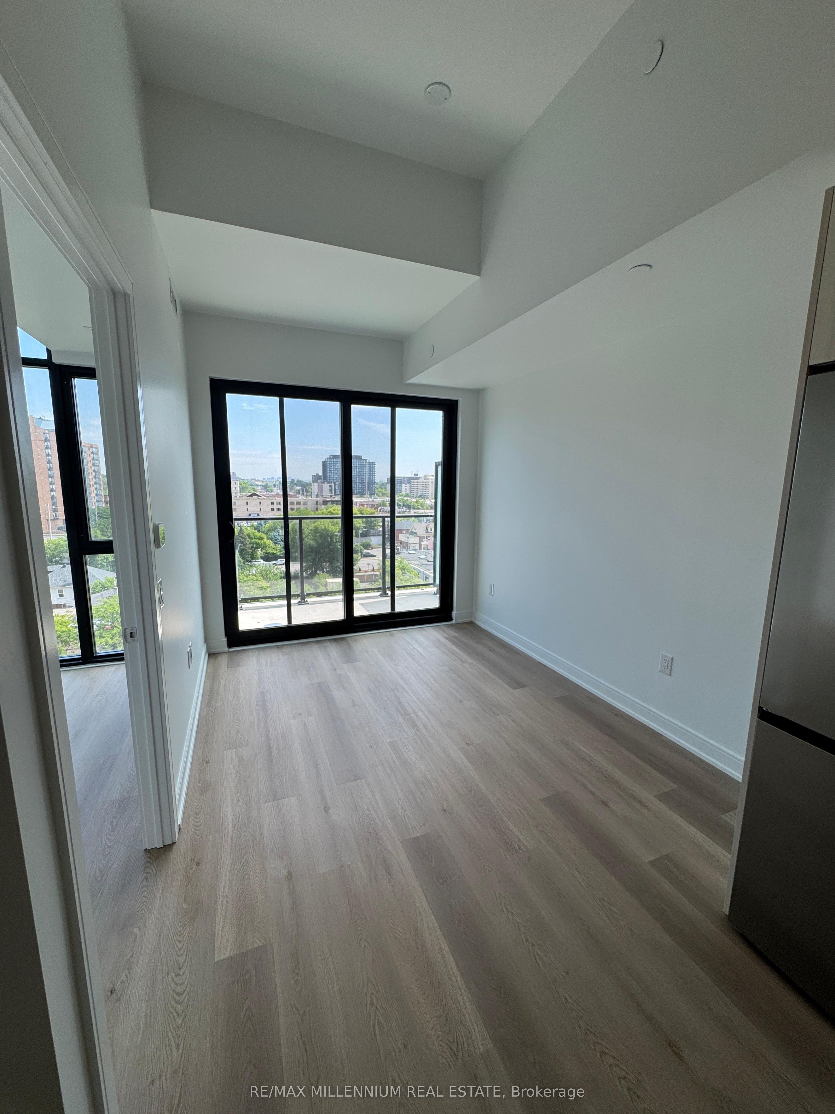3009 Novar Road 729, Mississauga, ON L5B 0P9 photo 5