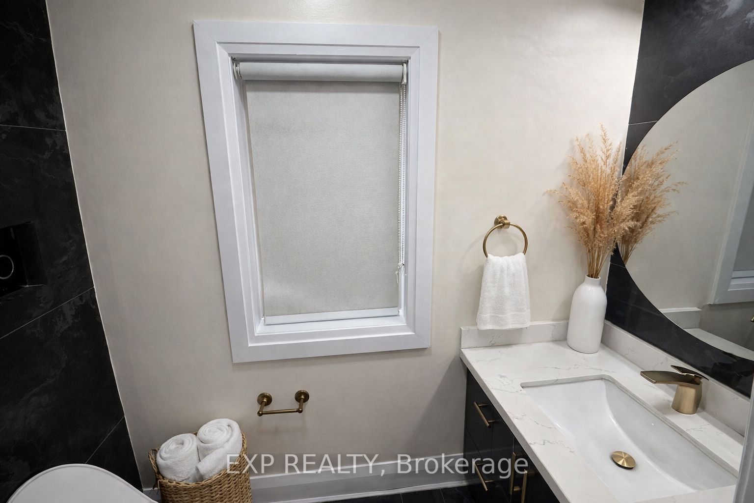 14 Portrush Trail, Brampton, ON L6X 0R3 photo 3