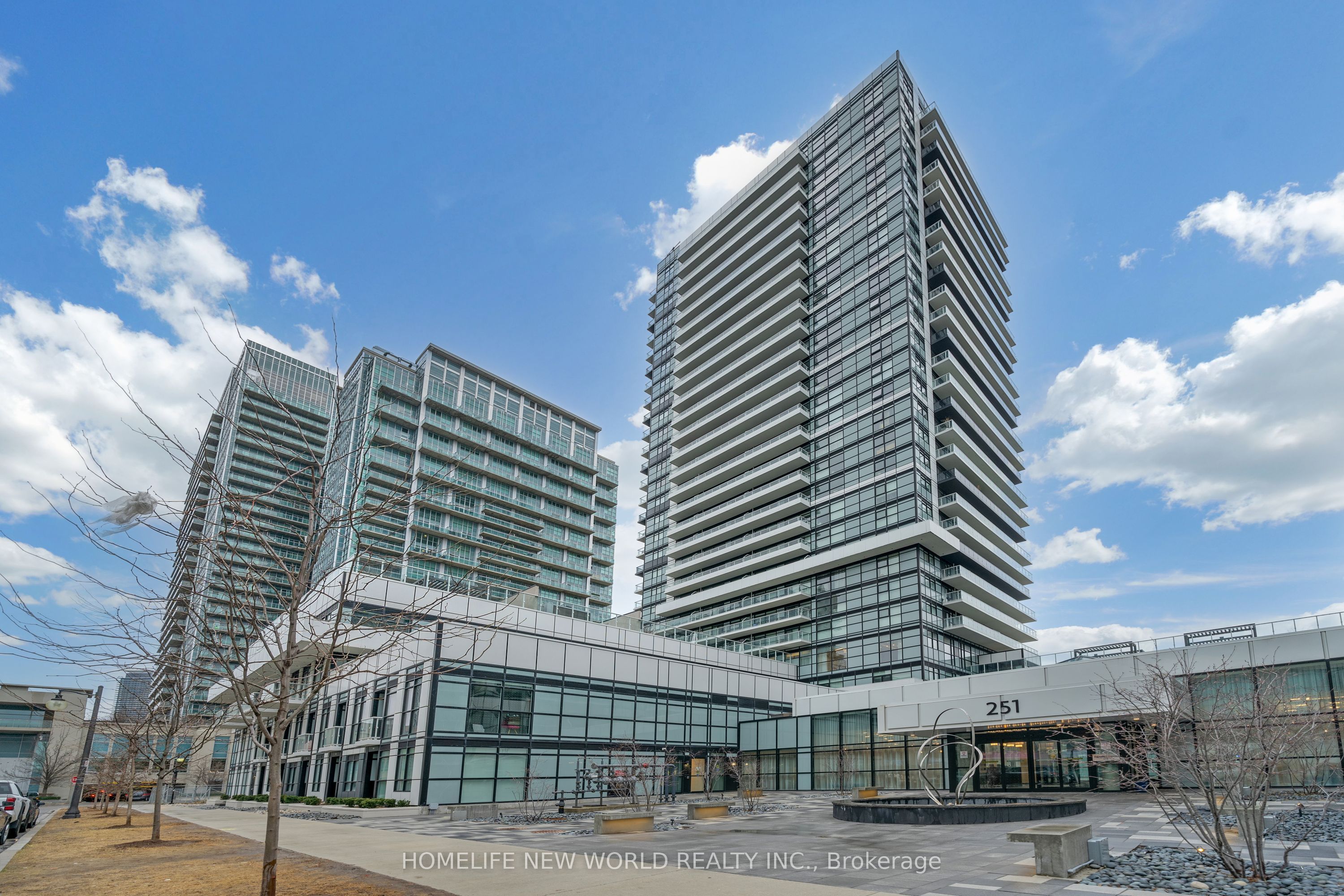 251 Manitoba Street 412, Toronto, ON M8Y 0C7