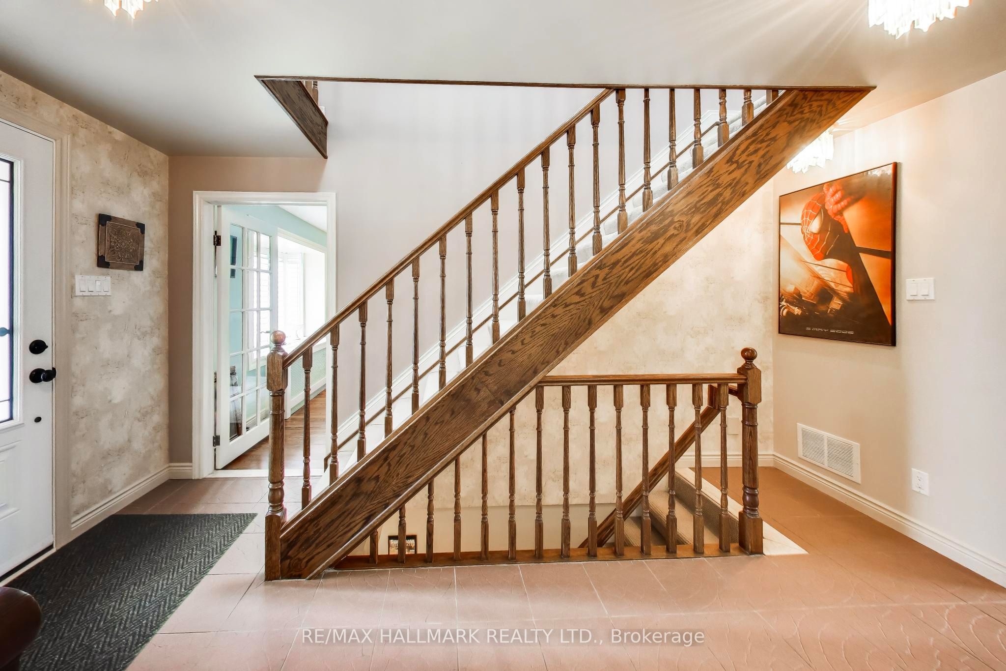 76 Ashbourne Drive, Toronto, ON M9B 4H5 photo 3