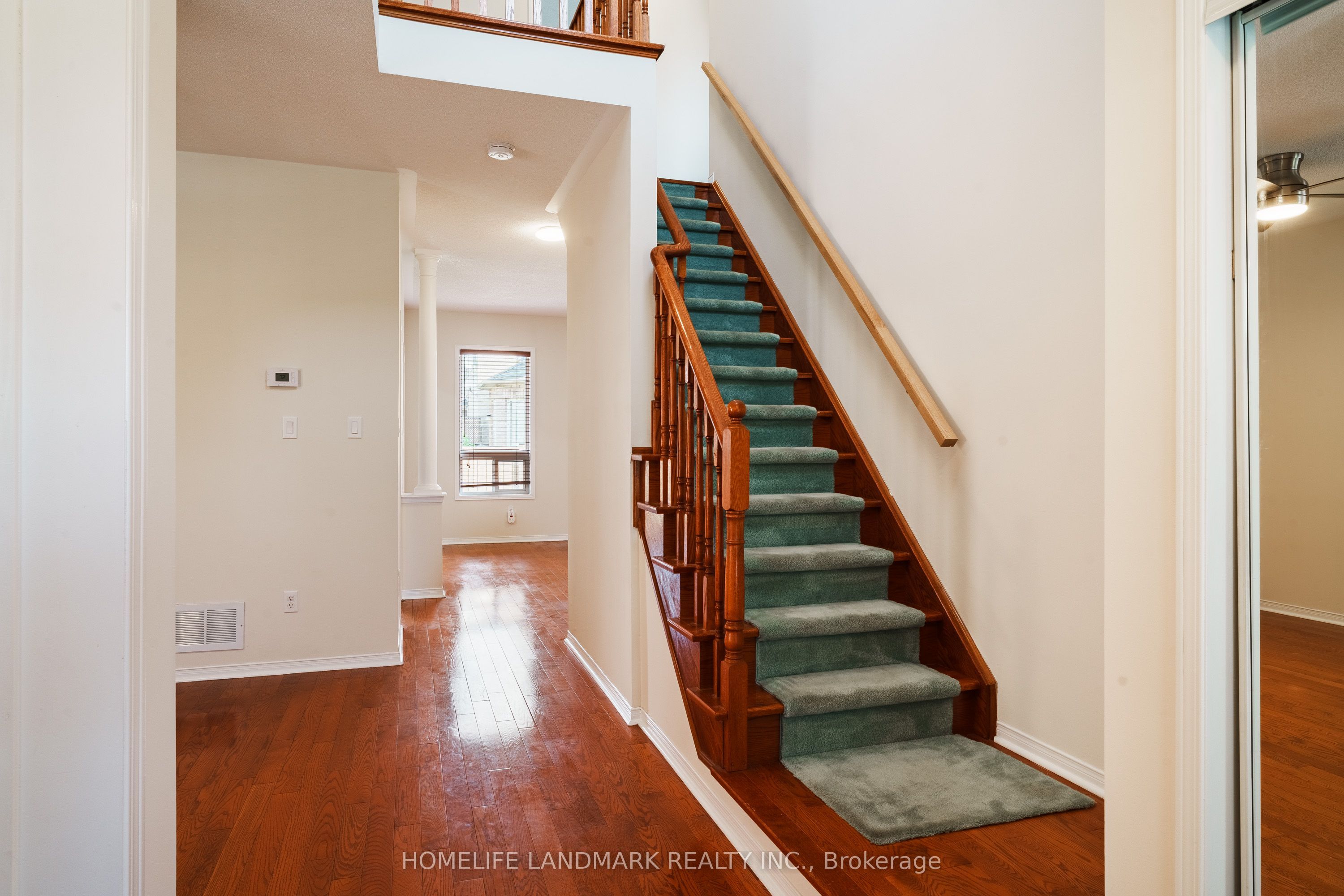 5487 Churchill Meadows Boulevard, Mississauga, ON L5M 6X3 photo 3
