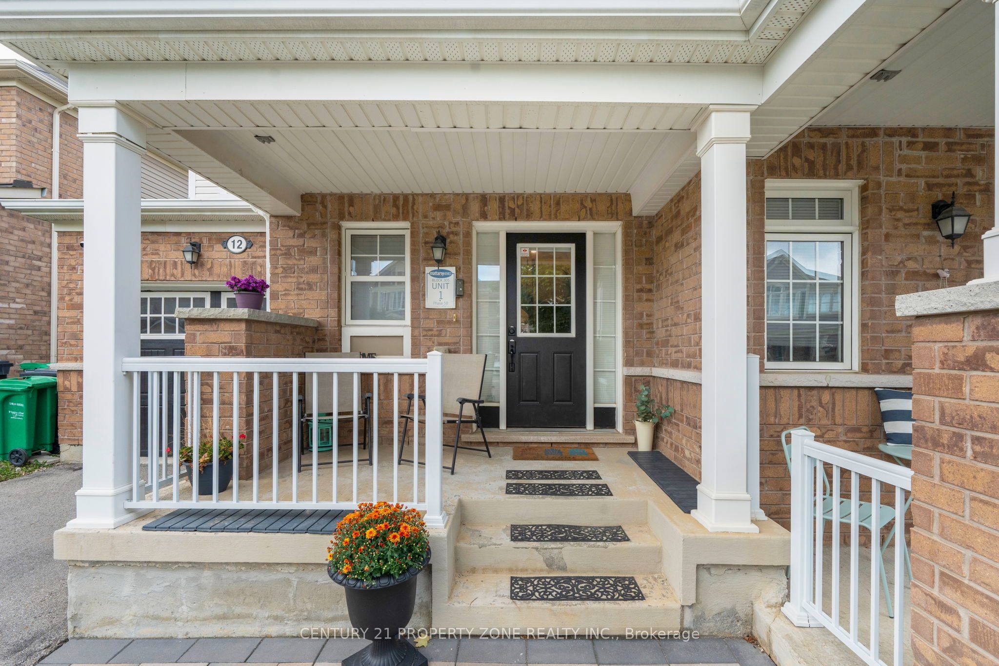 12 Lothbury Drive, Brampton, ON L7A 4G7 photo 3