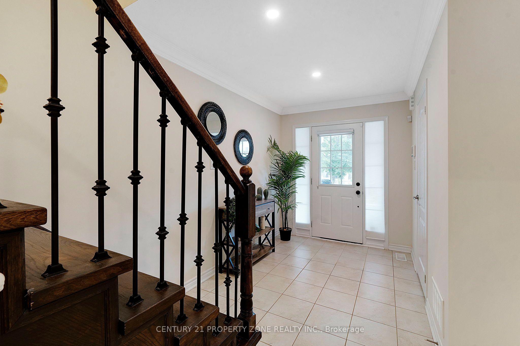 12 Lothbury Drive, Brampton, ON L7A 4G7 photo 4