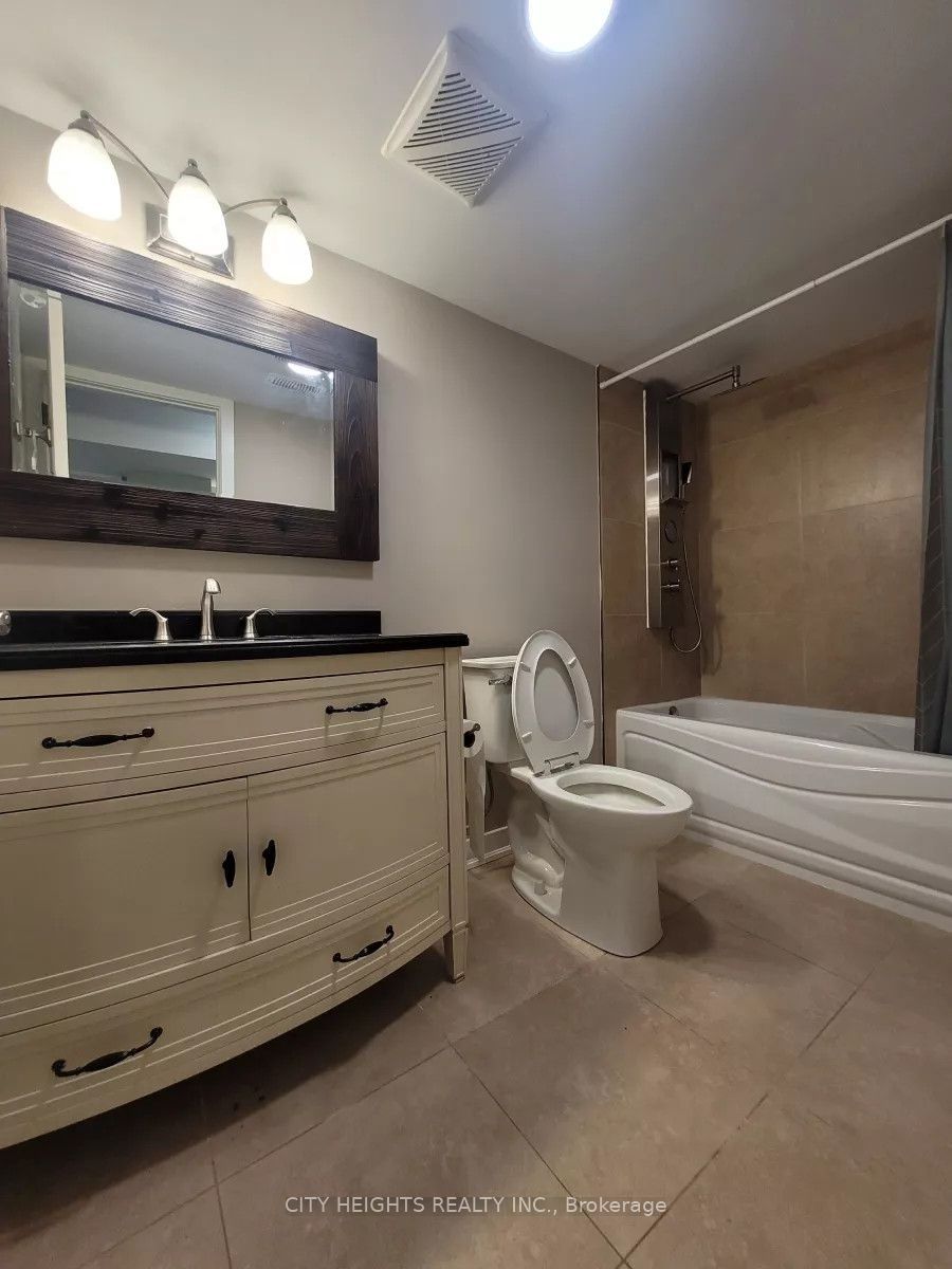 2690 Truscott Drive Basement, Mississauga, ON L5J 2B7 photo 3