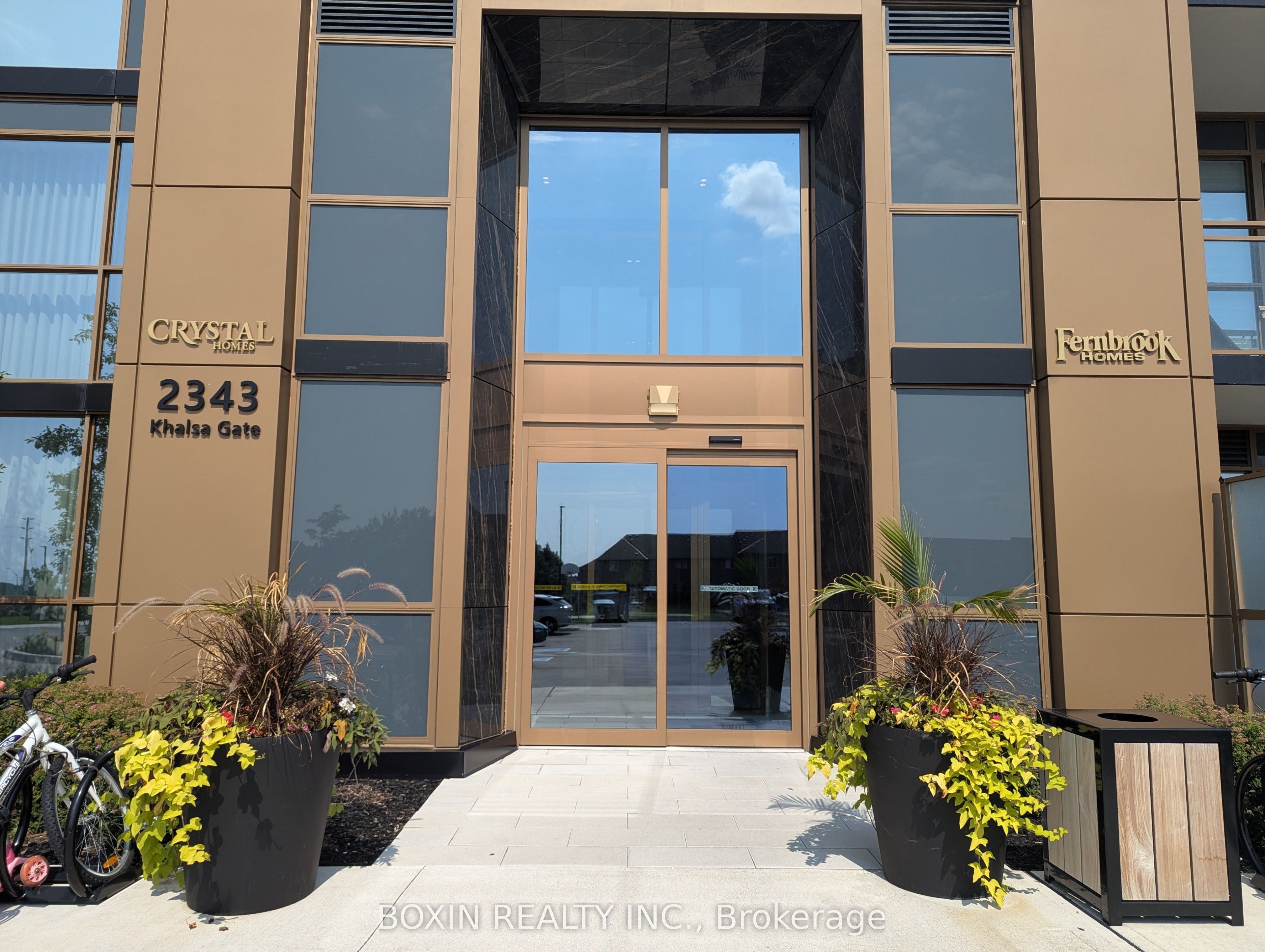 2343 Khalsa Gate 106, Oakville, ON L6M 5R6