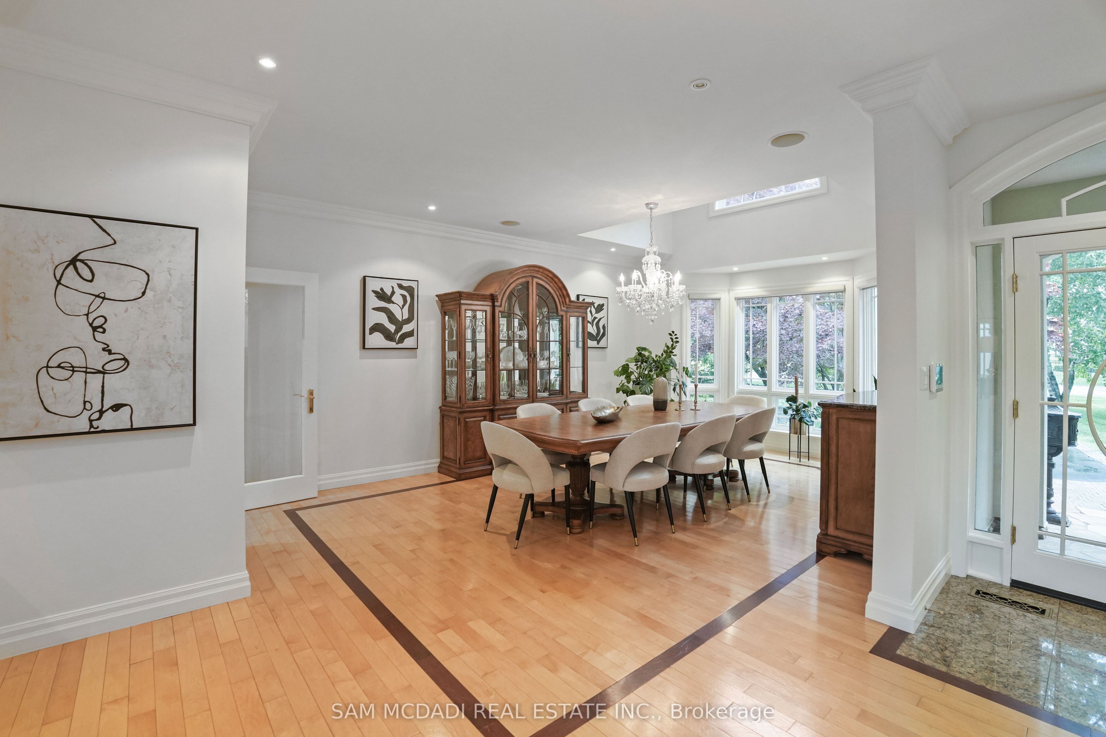 1382 Aldo Drive, Mississauga, ON L5H 3E9 photo 5