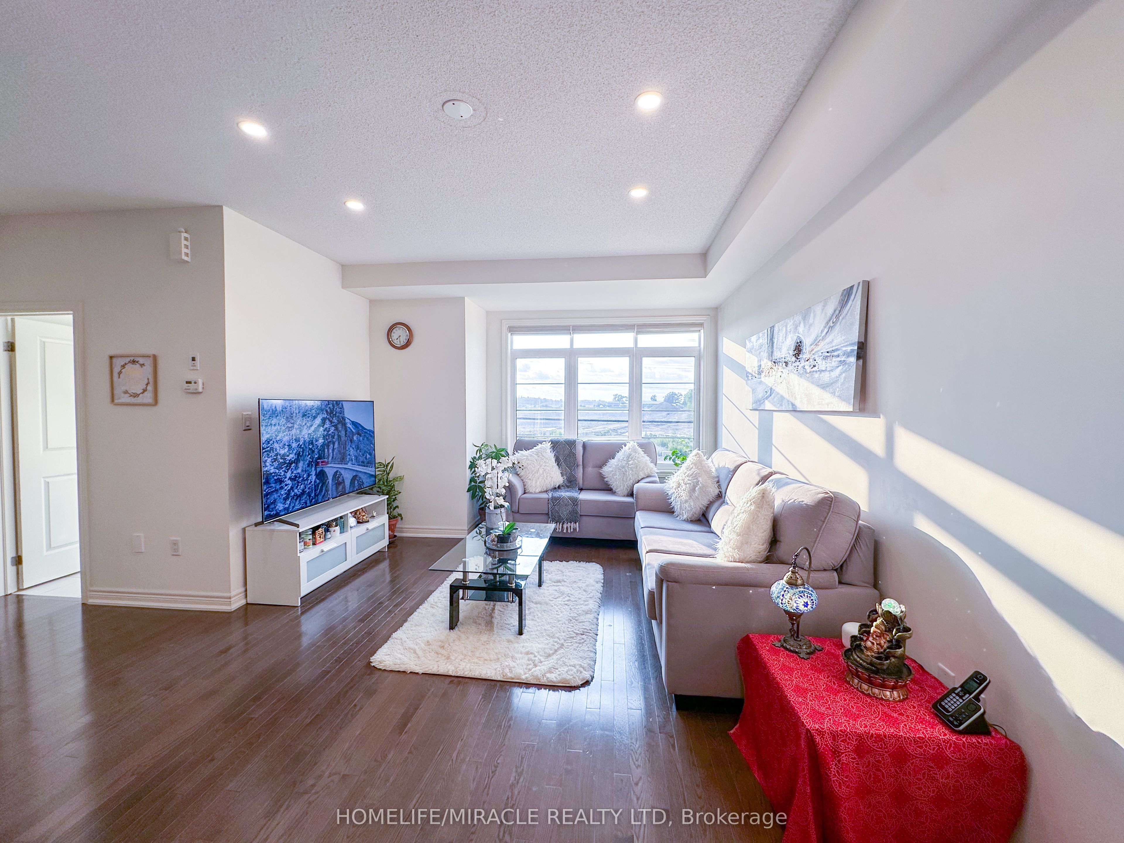 58 Fruitvale Circle, Brampton, ON L7A 5B8 photo 3