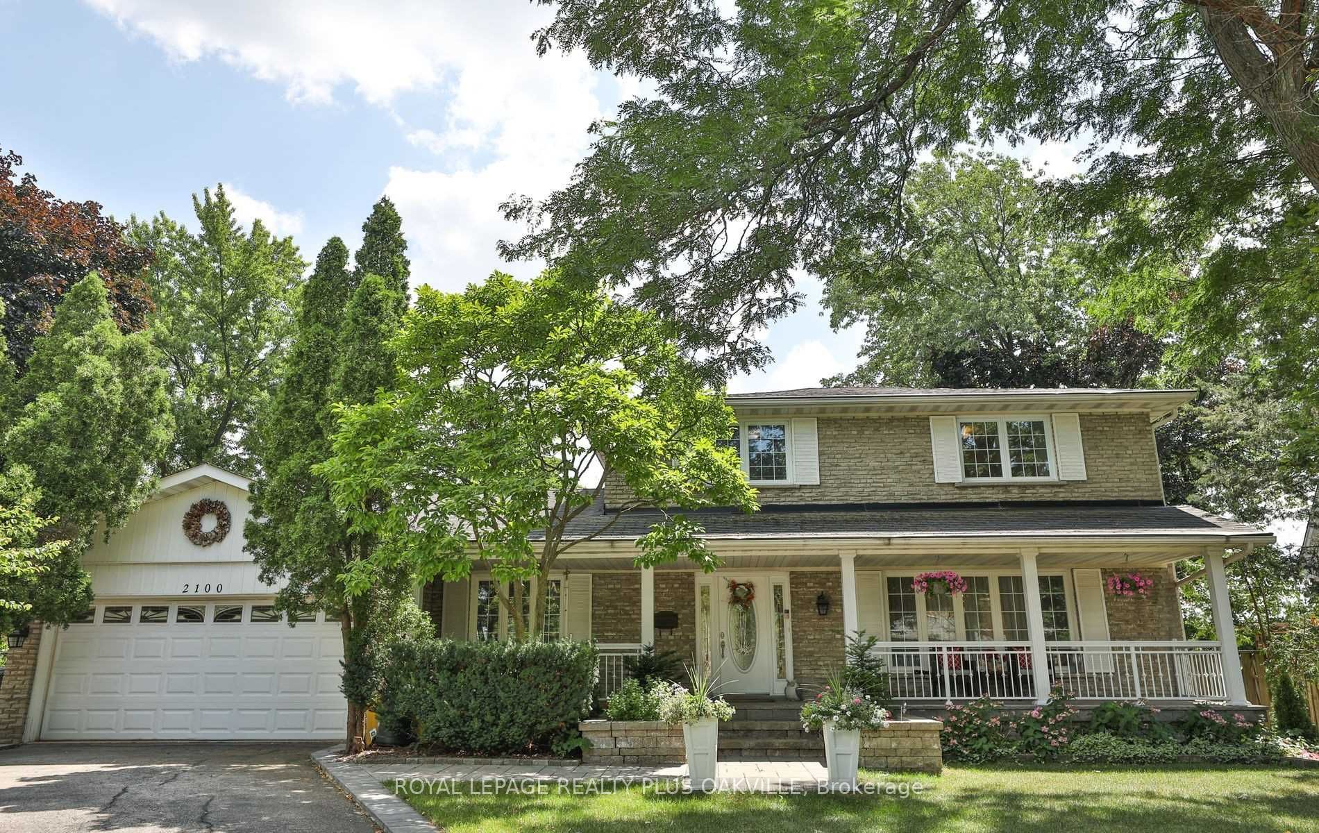 2100 Waycross Crescent, Mississauga, ON L5K 1H9