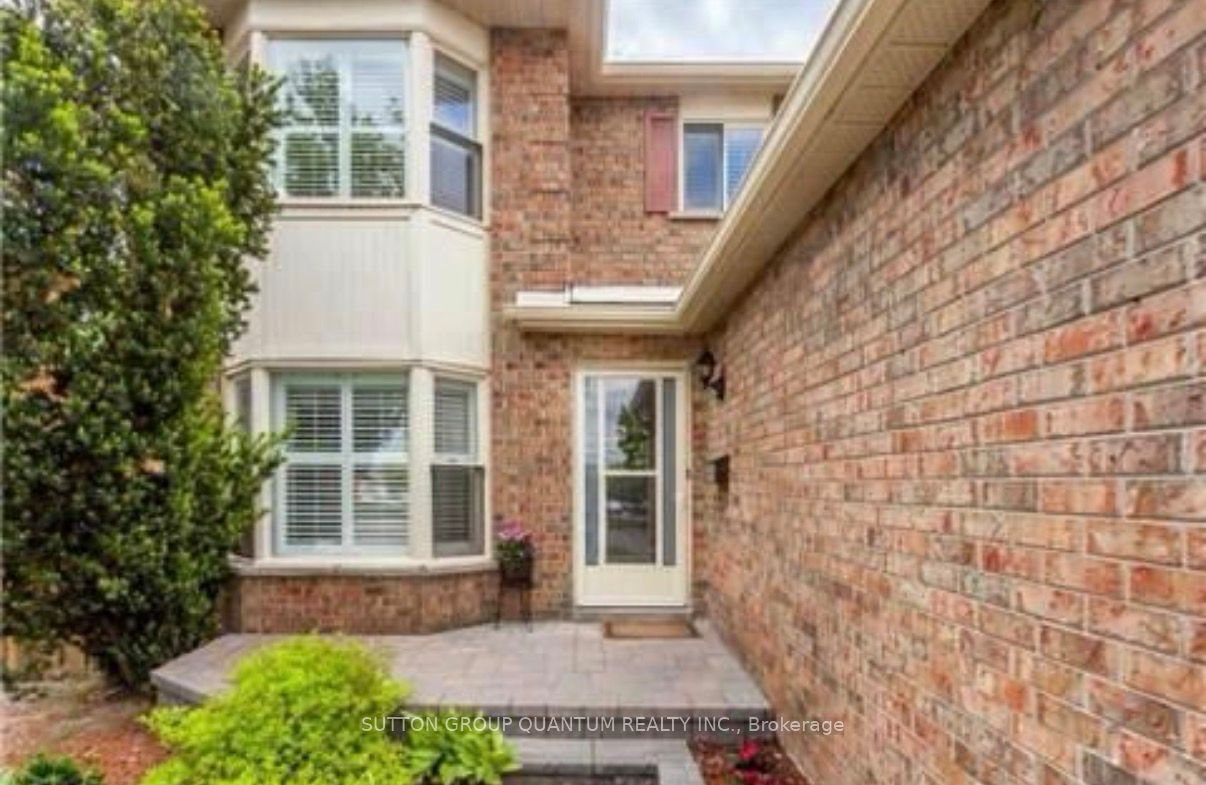 6509 Eastridge Road, Mississauga, ON L5N 4K9 photo 2