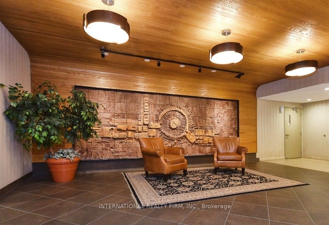 75 Emmett Avenue 503, Toronto, ON M6M 5A7 photo 2