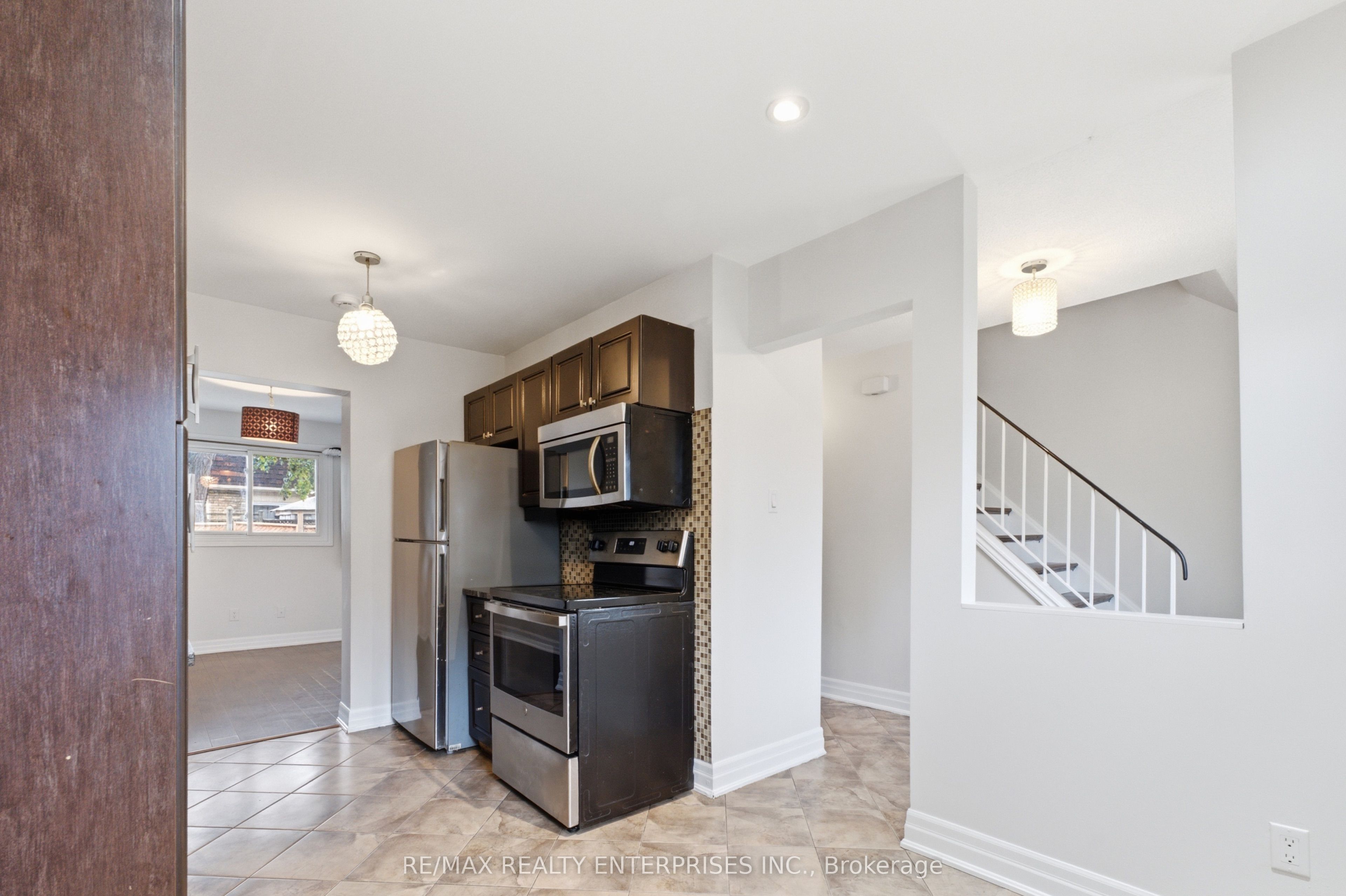 93 Hansen Road 68, Brampton, ON L6V 3C8 photo 5