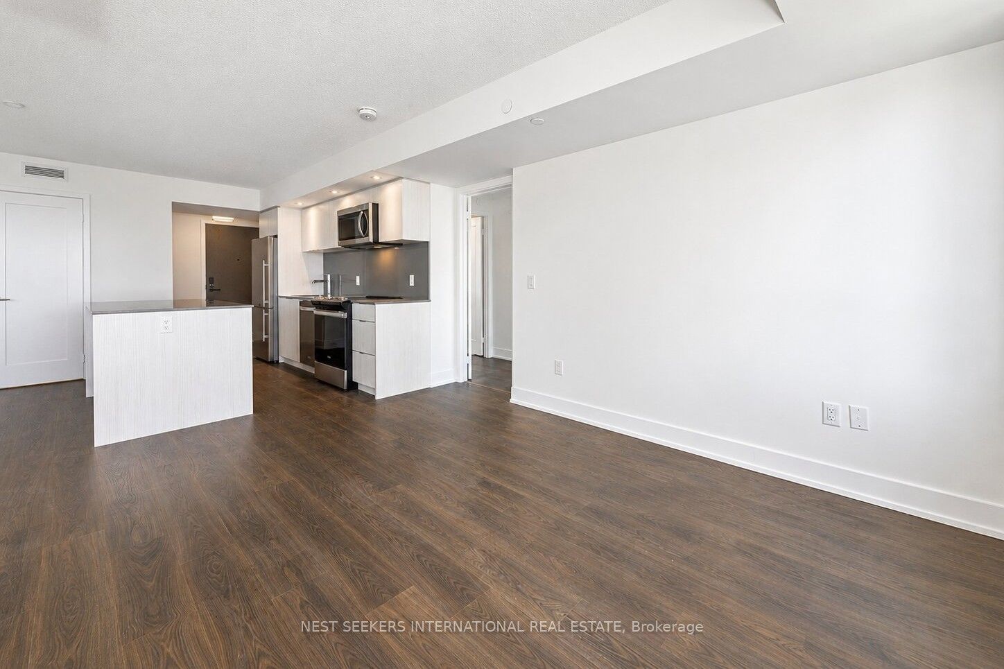 10 Eva Road 2304, Toronto, ON M9C 0B3 photo 5