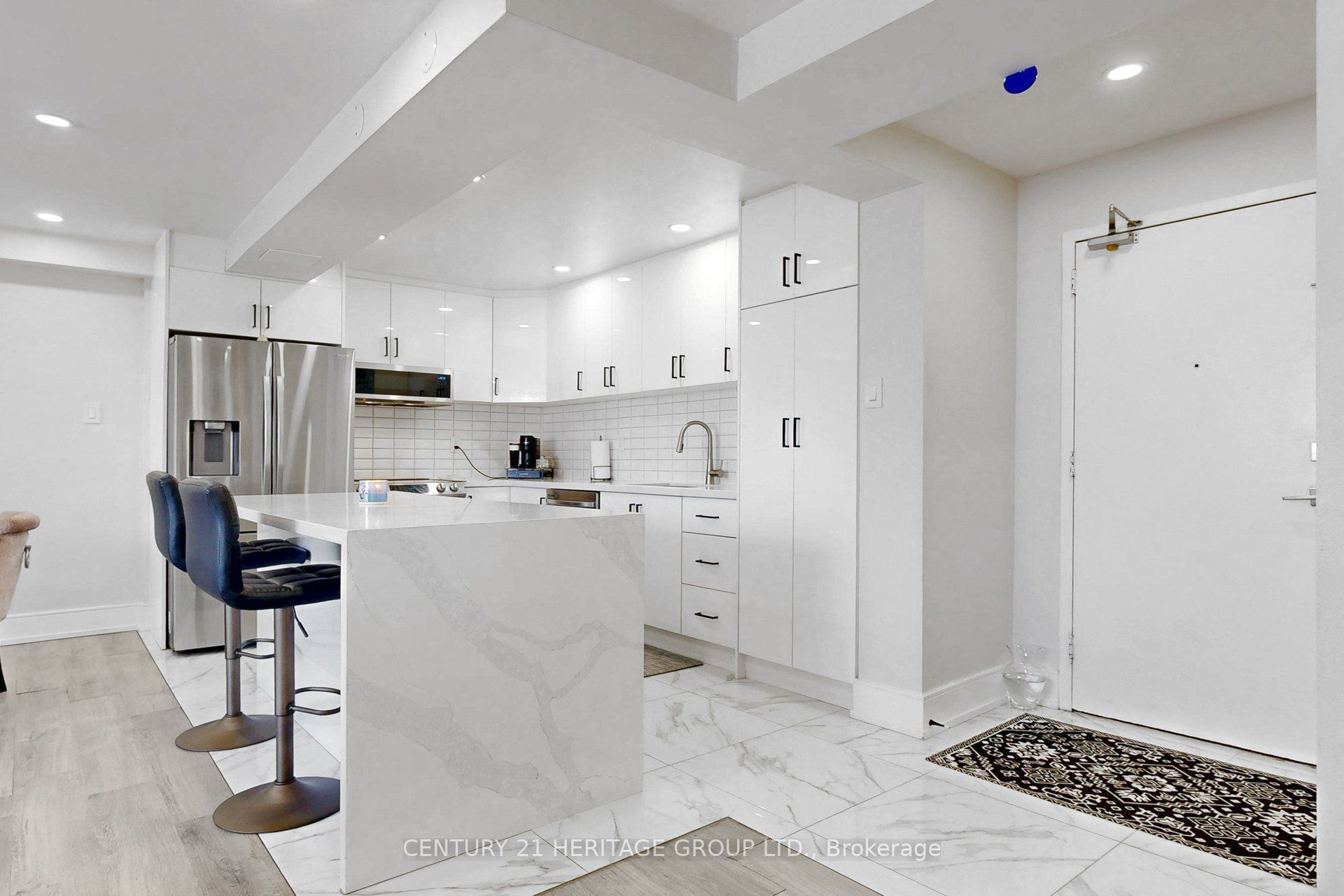 2835 Islington Avenue 206, Toronto, ON M9L 2K2 photo 5