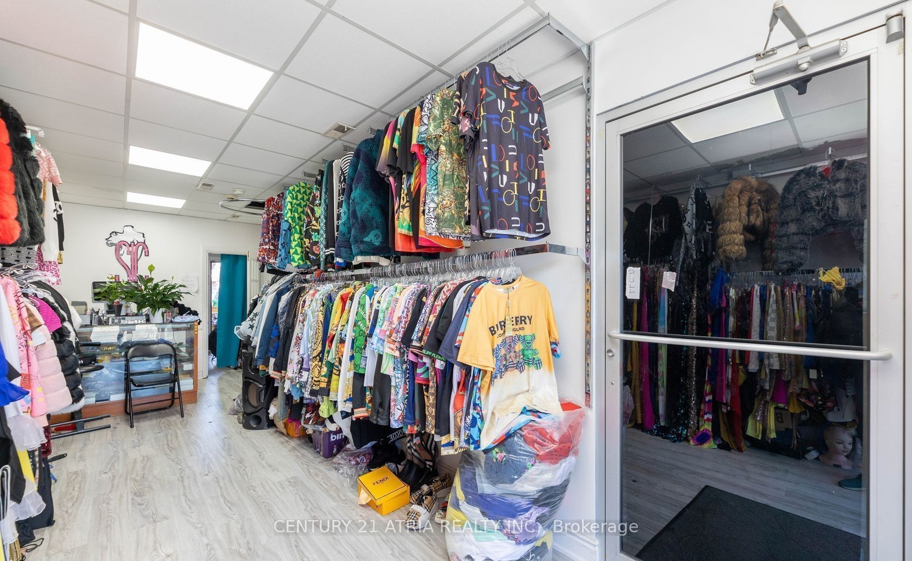 1085 Weston Road, Toronto, ON M6N 3S3 photo 2