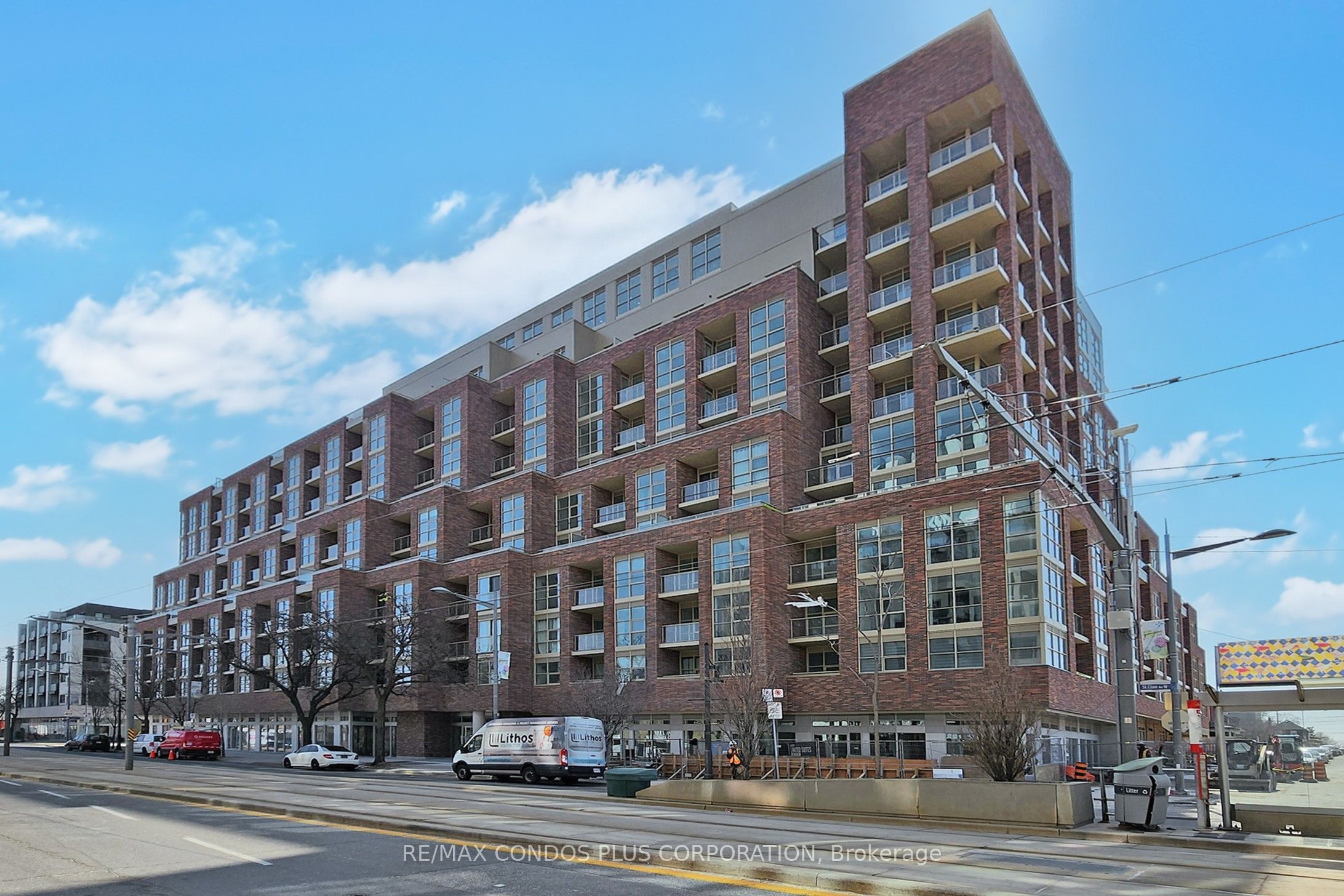 1787 St Clair Avenue W 710, Toronto, ON M6N 0B7 photo 2