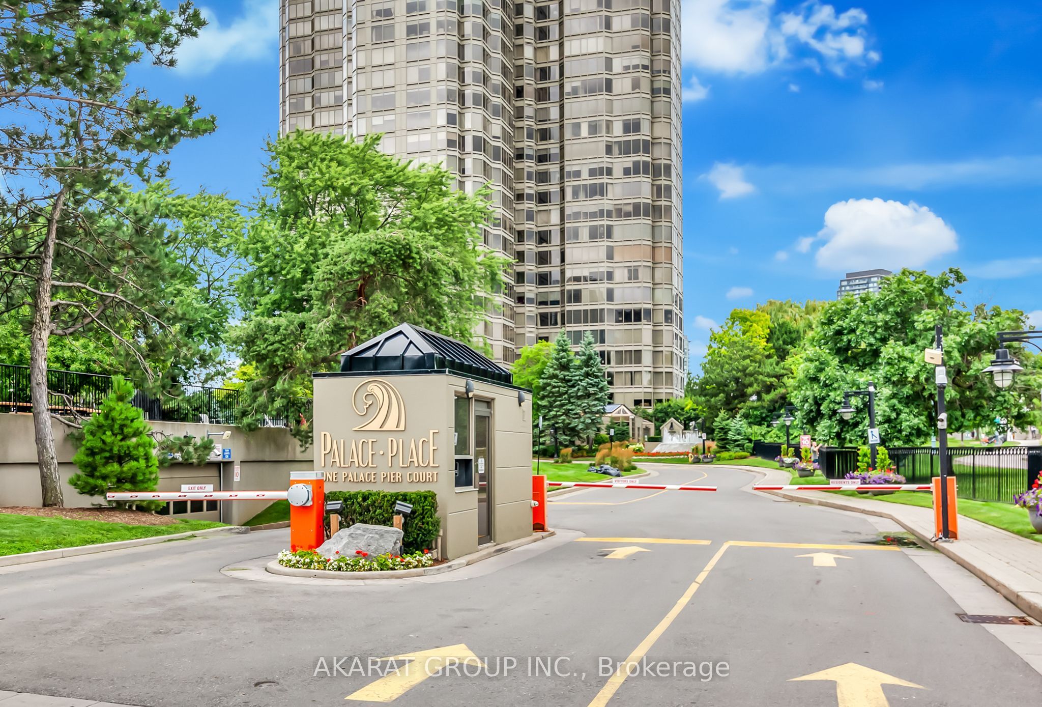 1 Palace Pier Court 602, Toronto, ON M8V 3W9