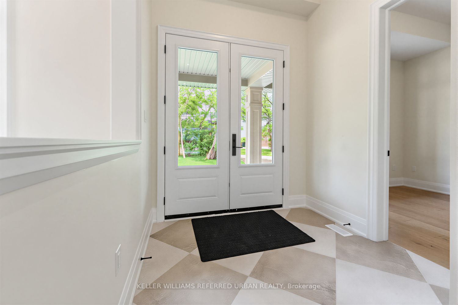 1429 Dundas Crescent, Mississauga, ON L5C 1E8 photo 4