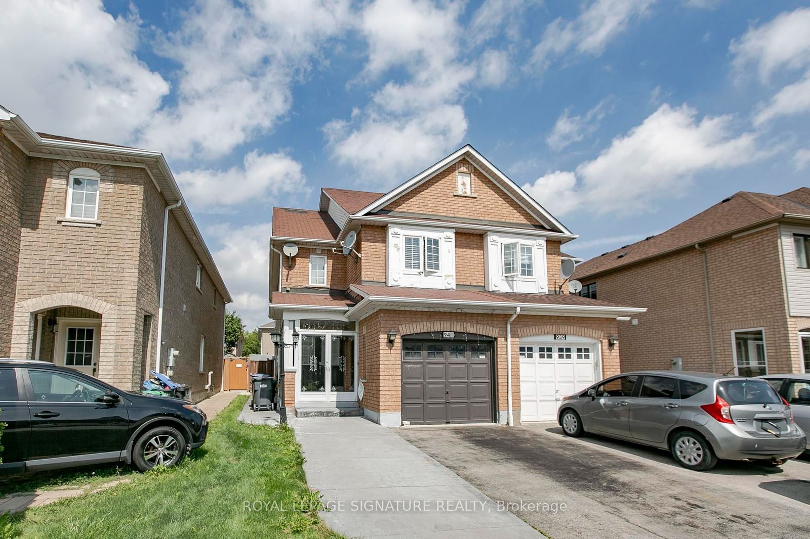 941 Mandolin Place, Mississauga, ON L5W 1S3 photo 3