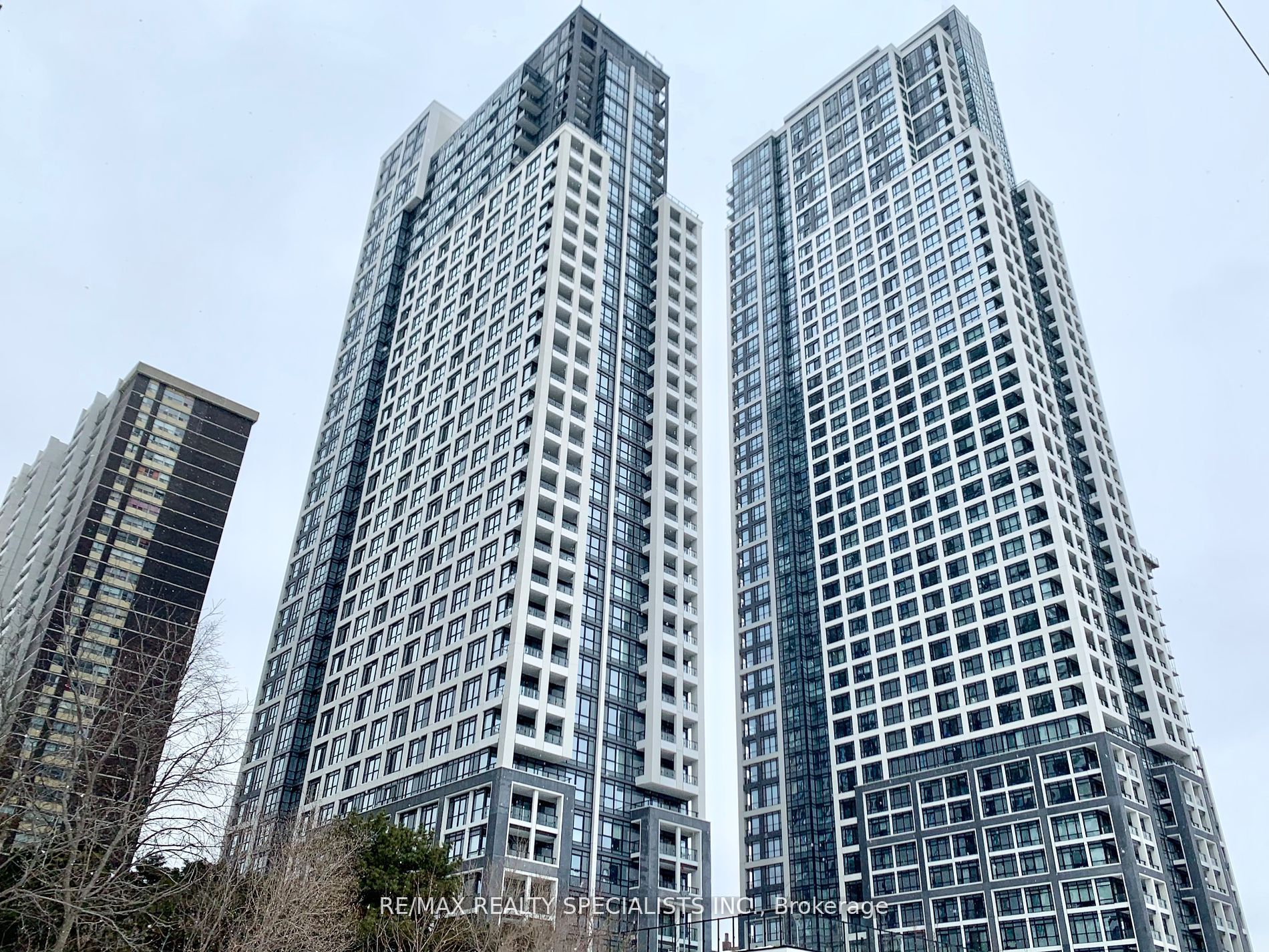 9 Mabelle Avenue 3421, Toronto, ON M9A 4X7