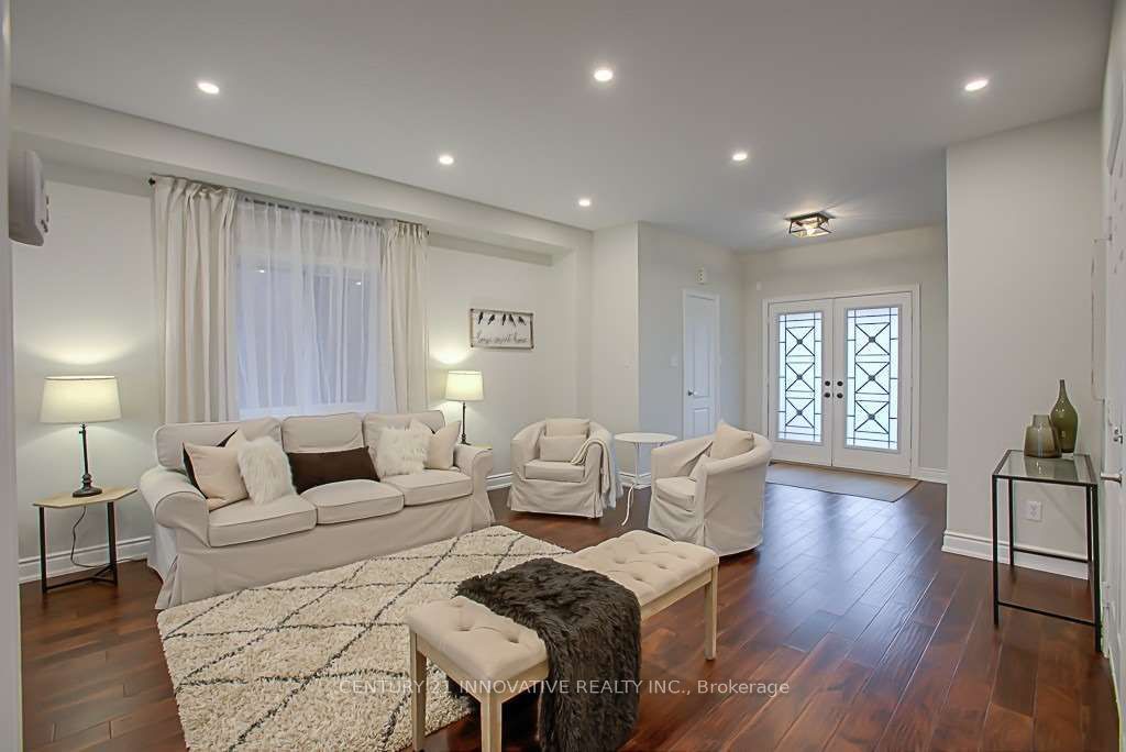 1070 Cumming Boulevard, Milton, ON L9T 6T3 photo 2